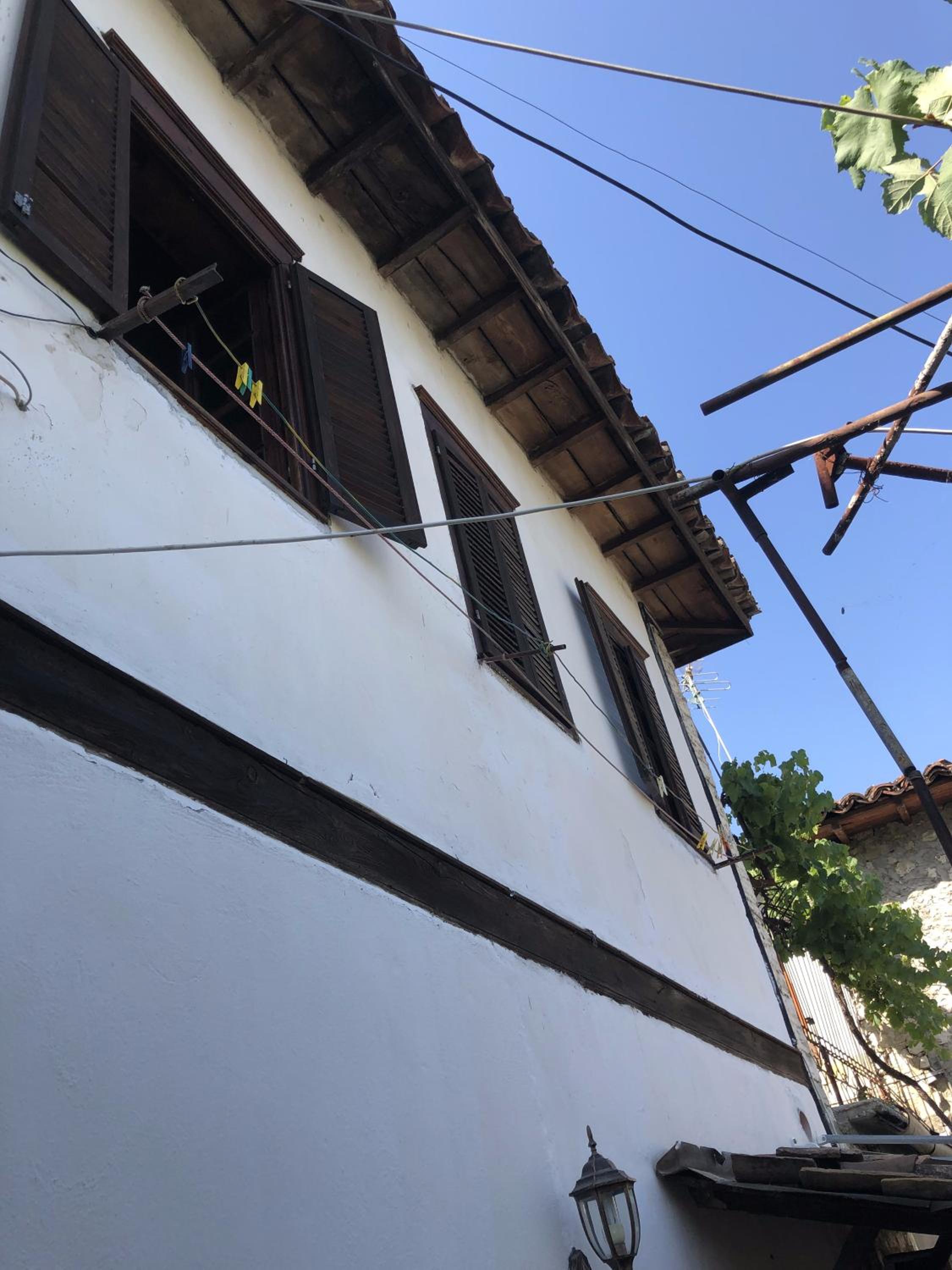 Tomor Shehu Guest House