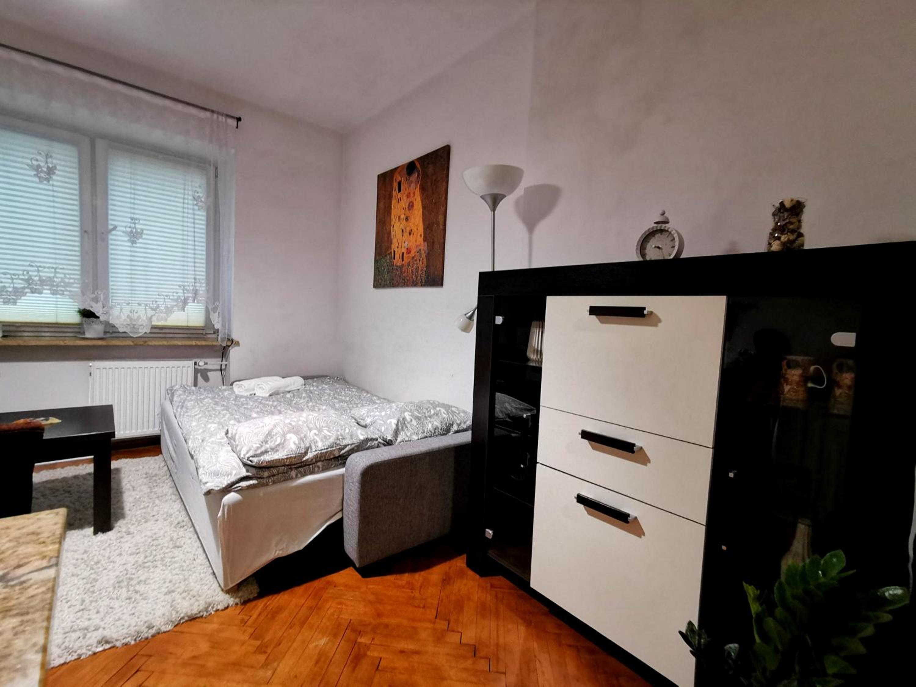 Krakow Centrum Gurgacza Apartments view 5