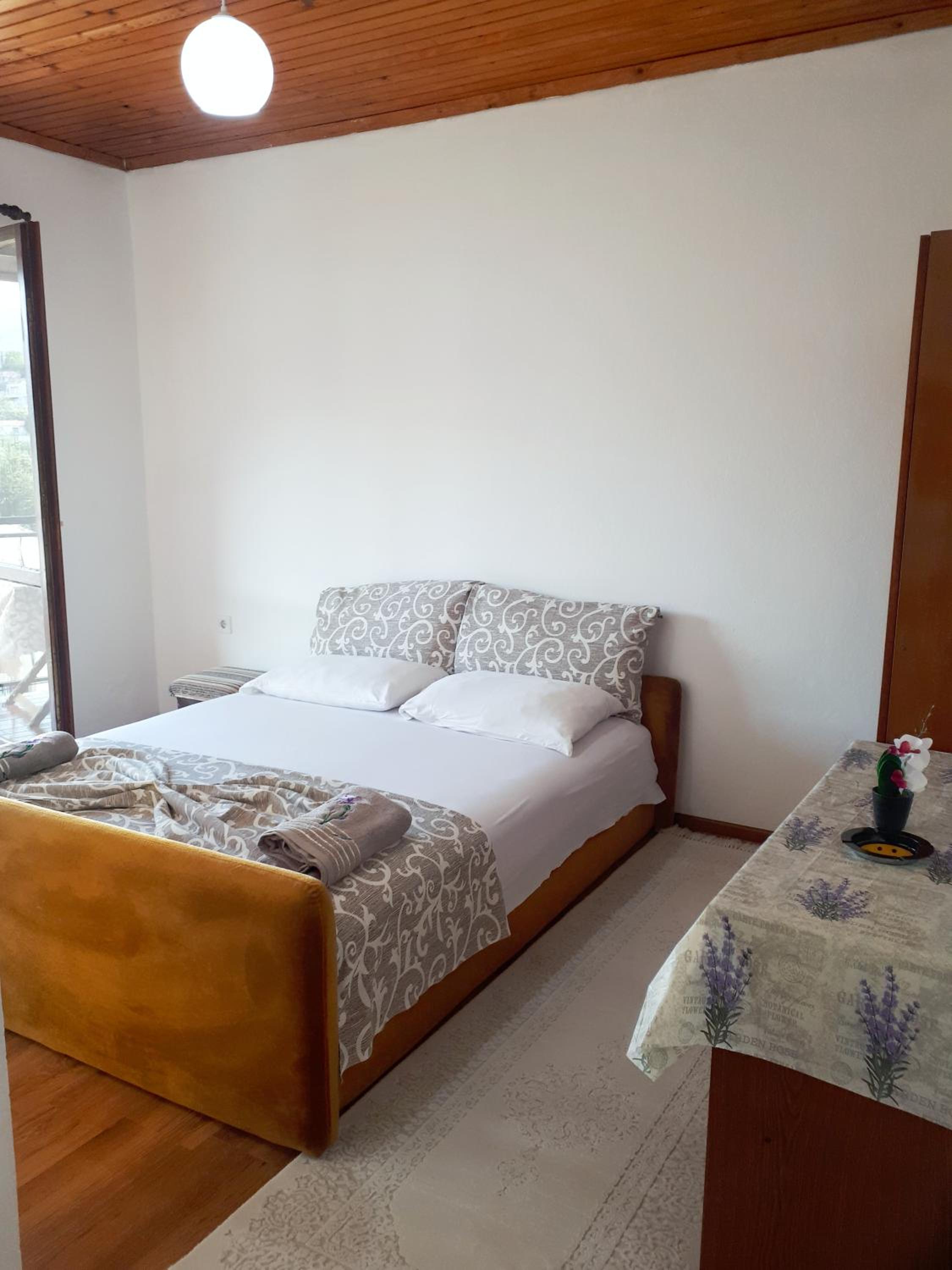 Guesthouse DONA
