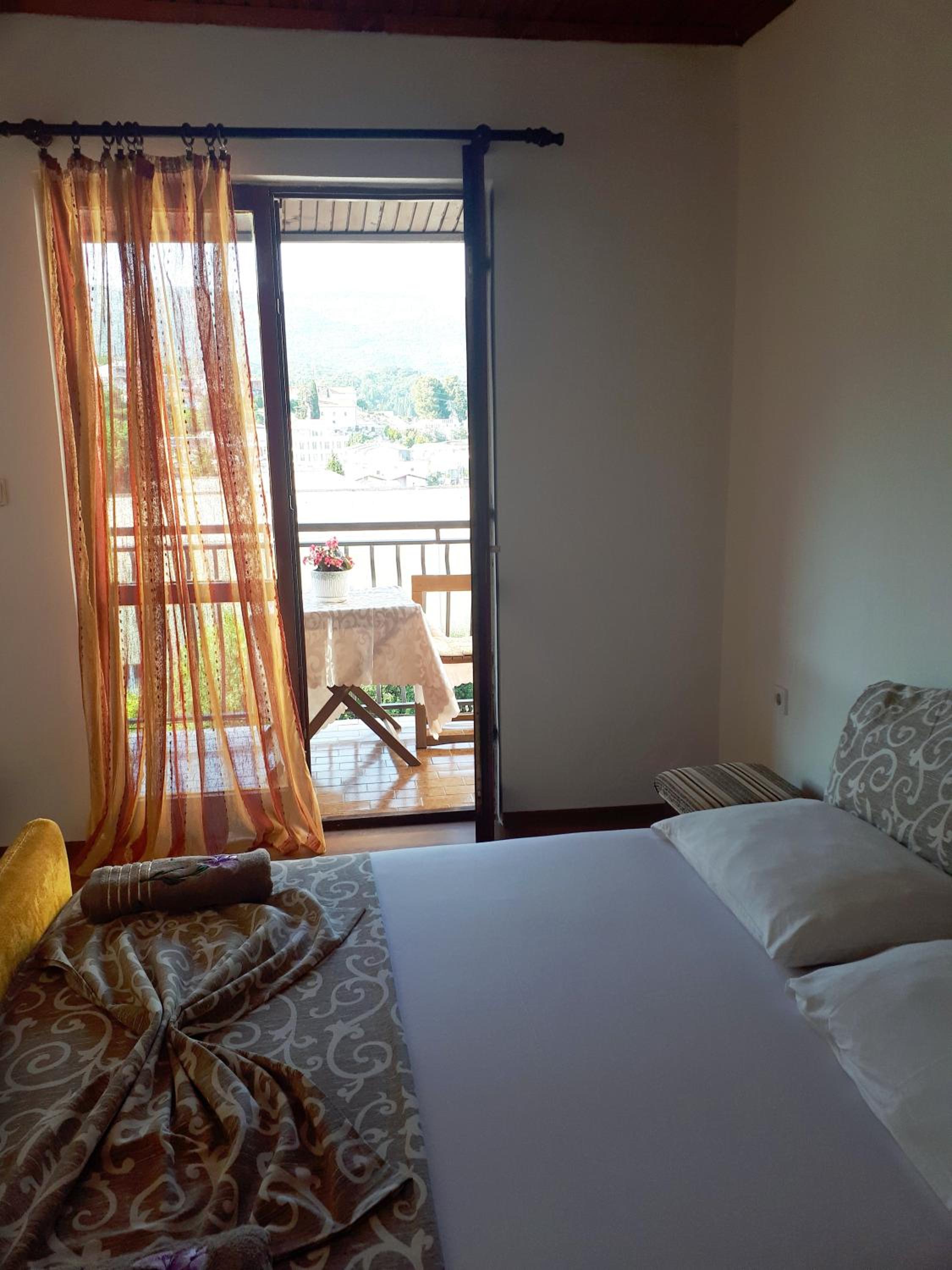 Guesthouse DONA