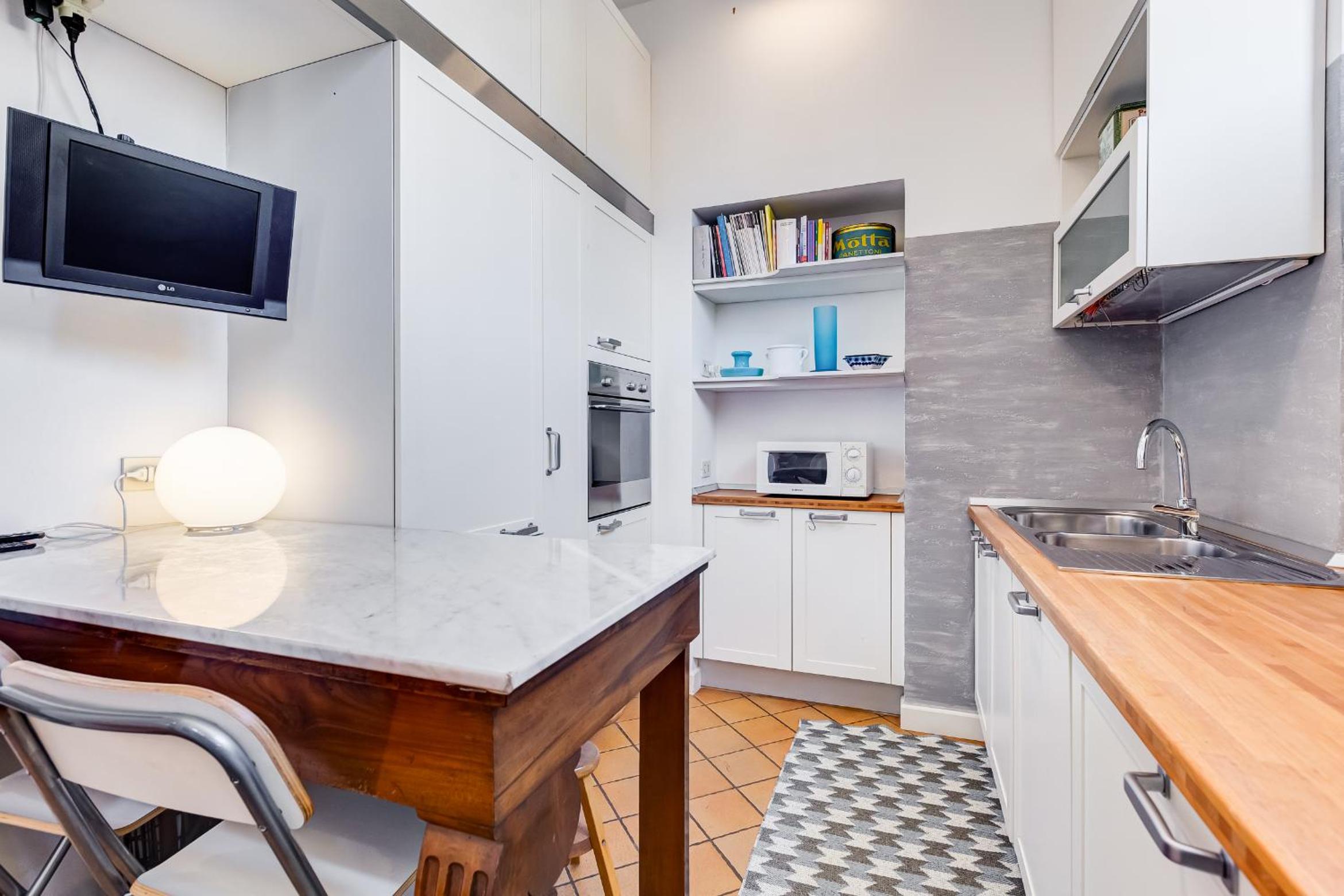 Colosseum Terrace Apartment