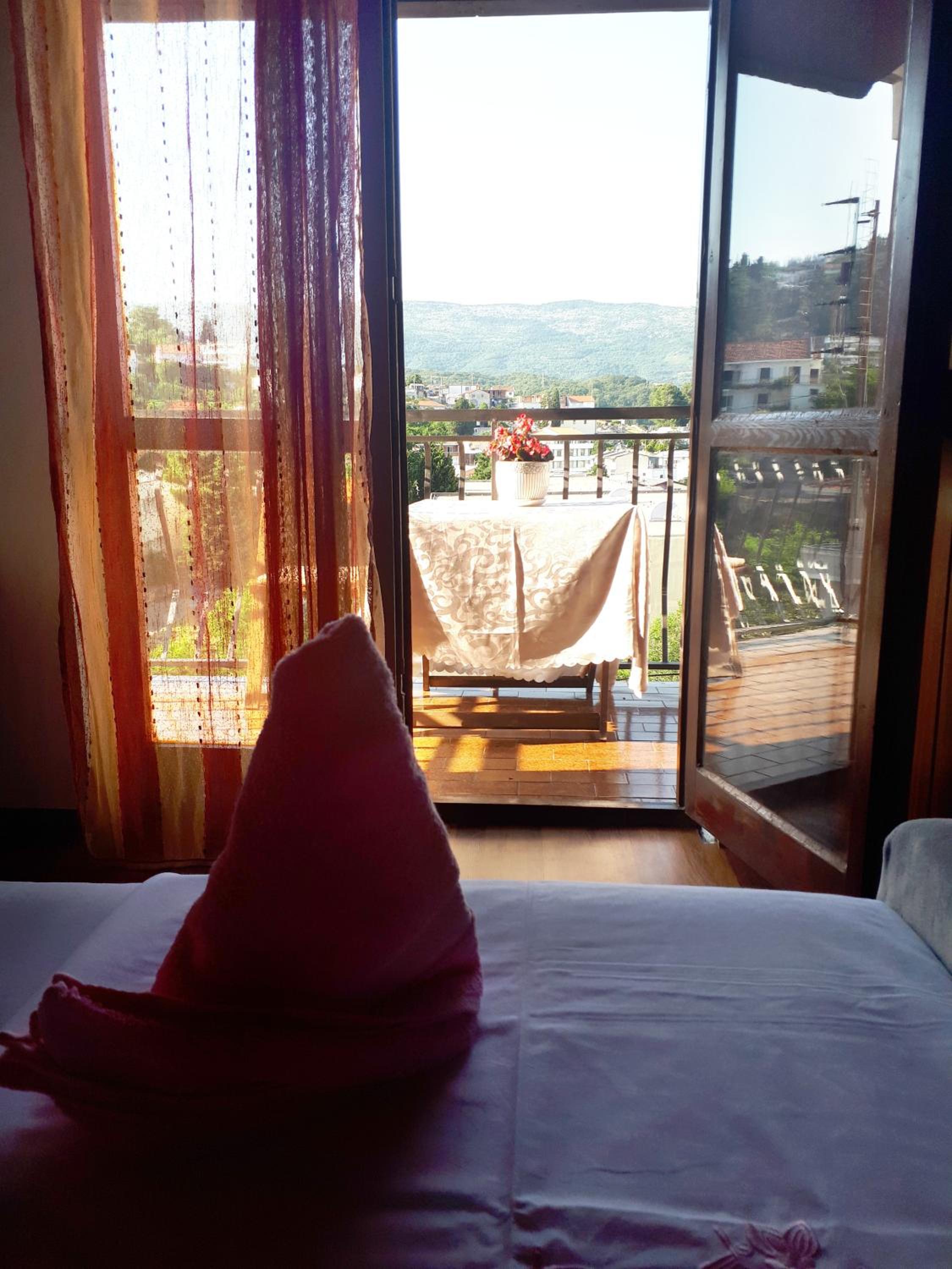 Guesthouse DONA