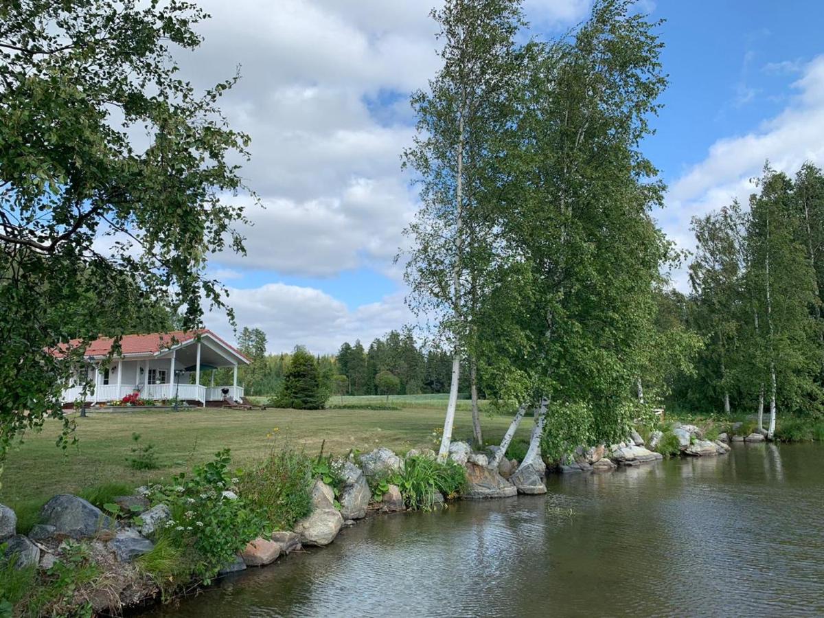 Wonderful cottage by the lake view 4