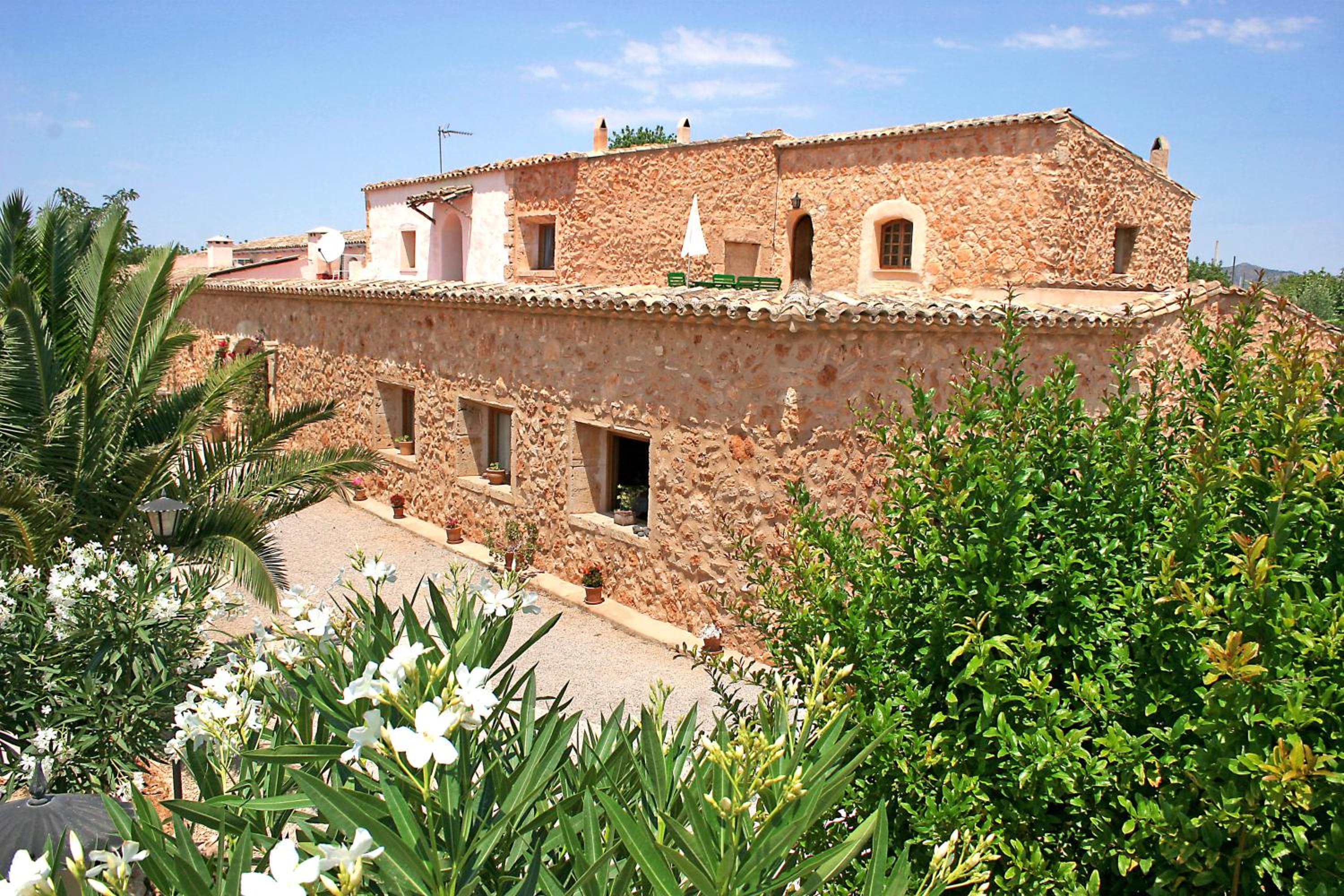Finca Son Guardiola
