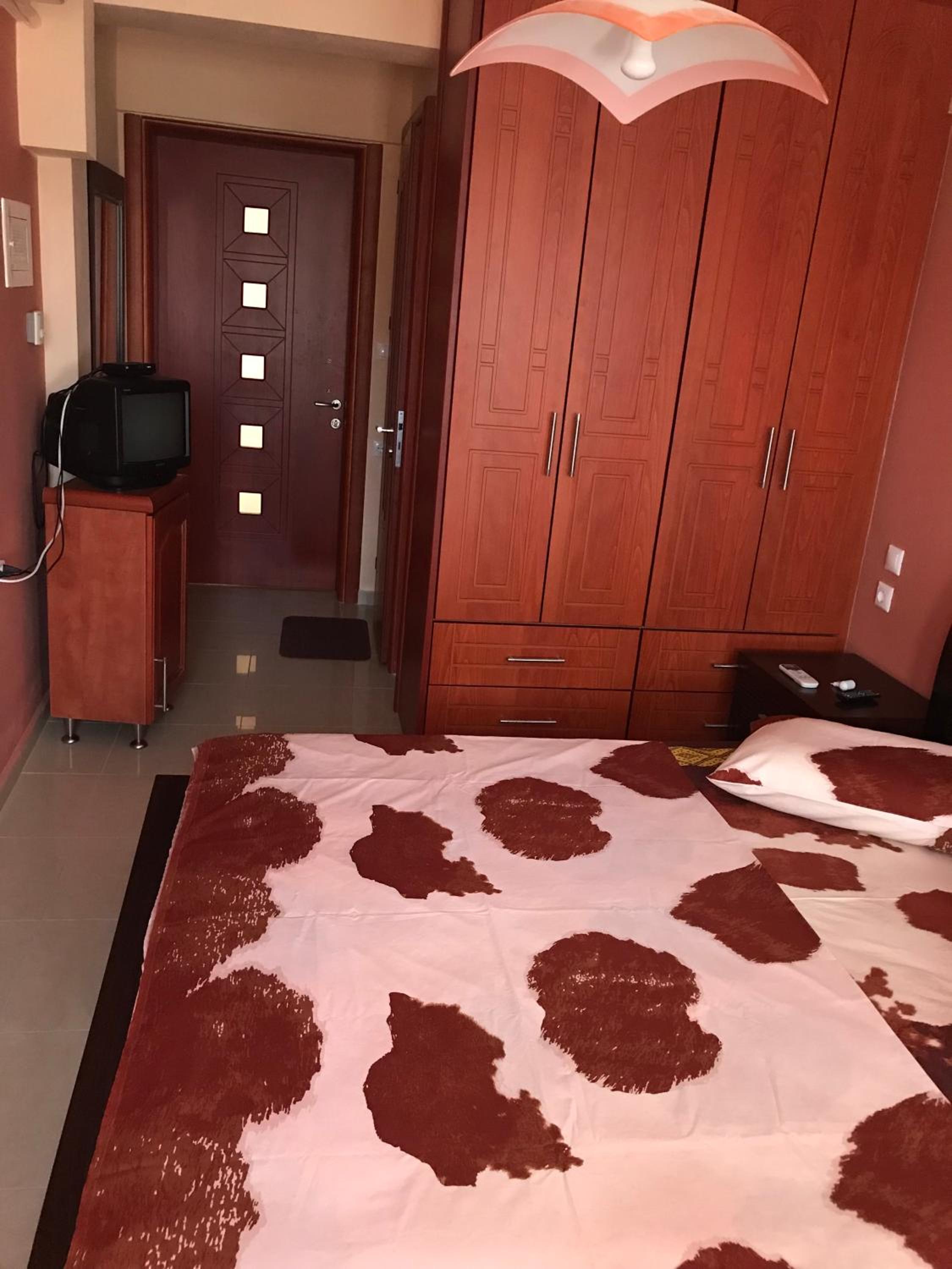 Maria Lux Room view 4