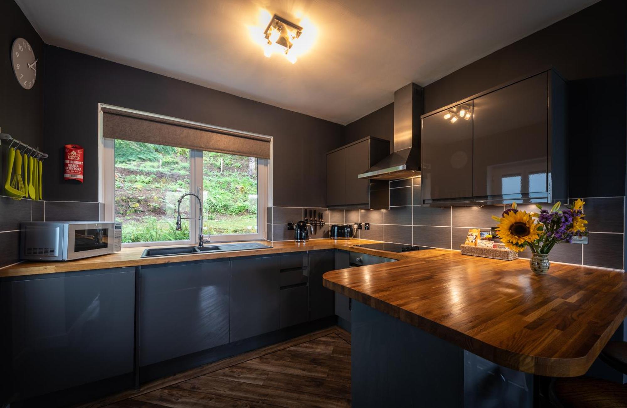 Storr Apartments