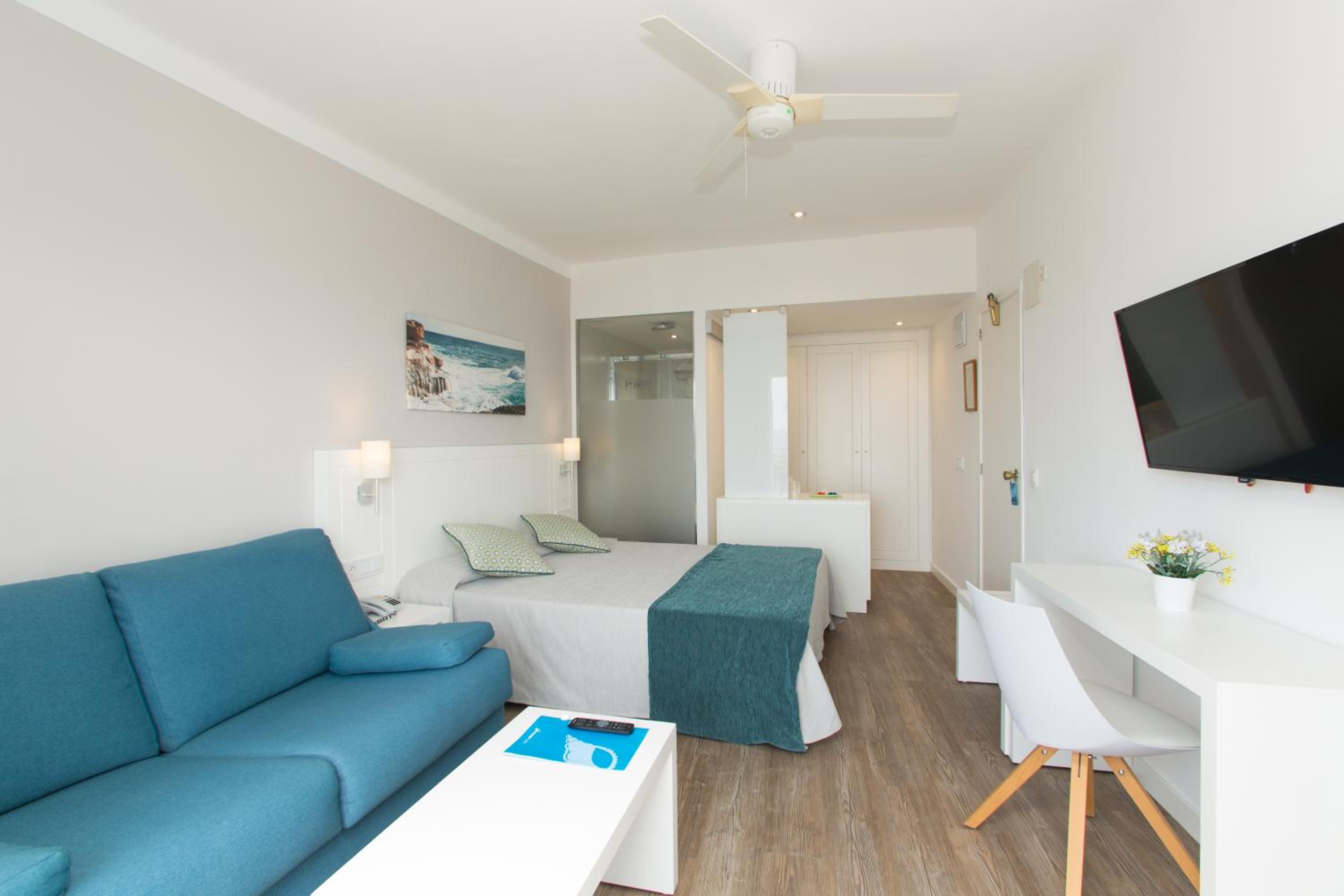 Hotel Pinos Playa en Cala Santanyi