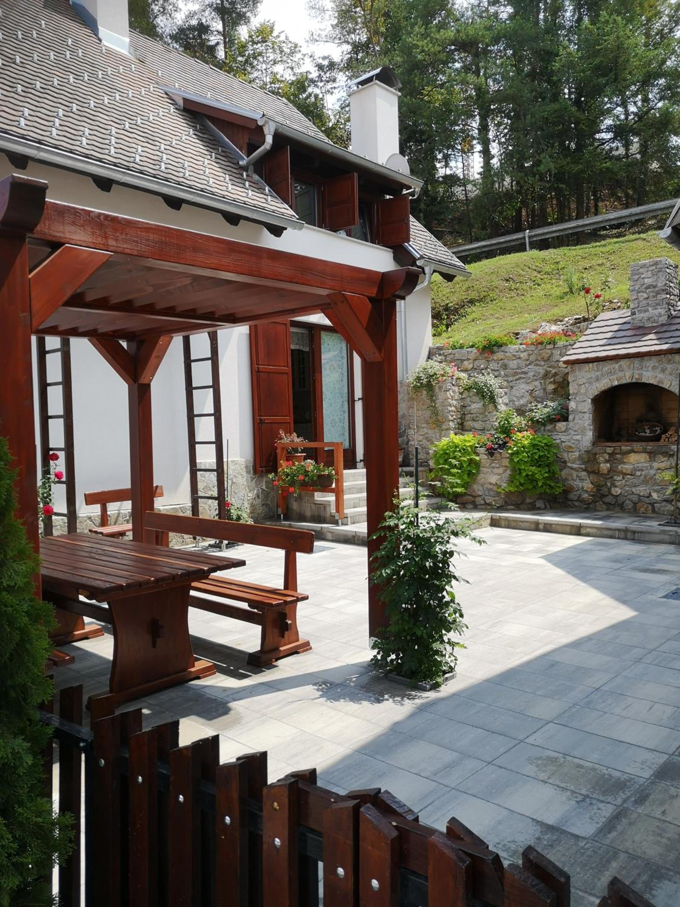 Holiday House Kod Ajke view 4