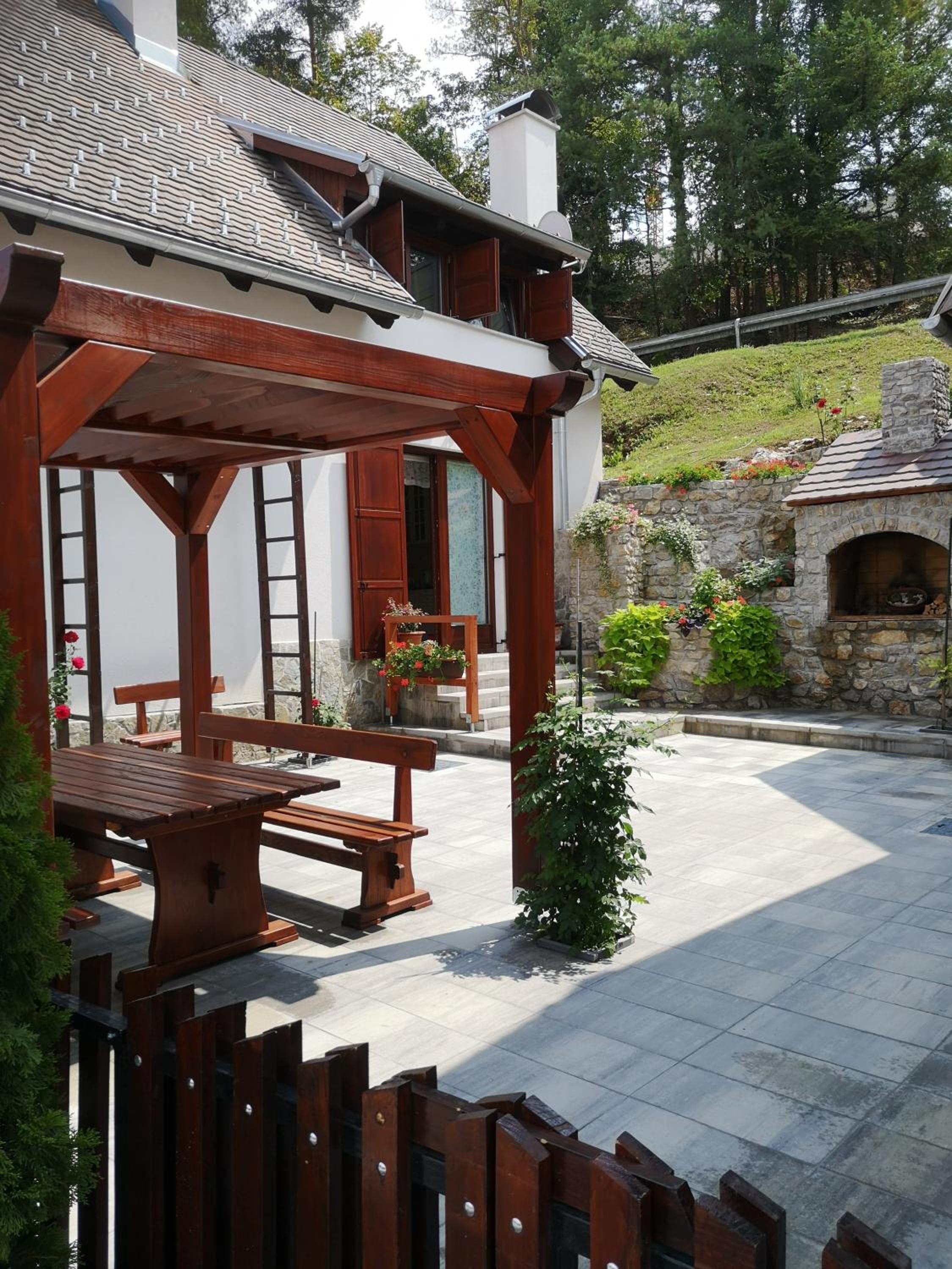 Holiday House Kod Ajke view 5