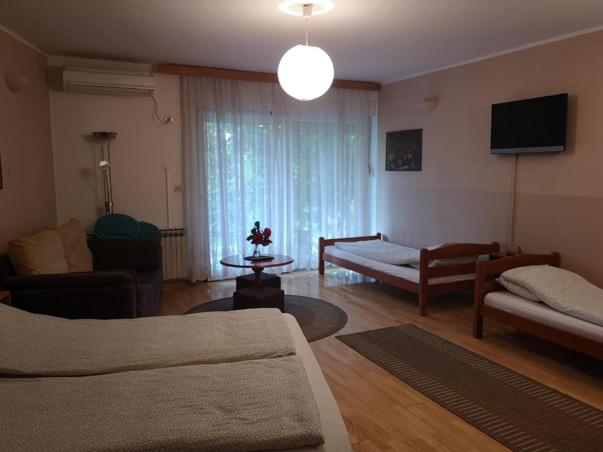 Elite Guest House