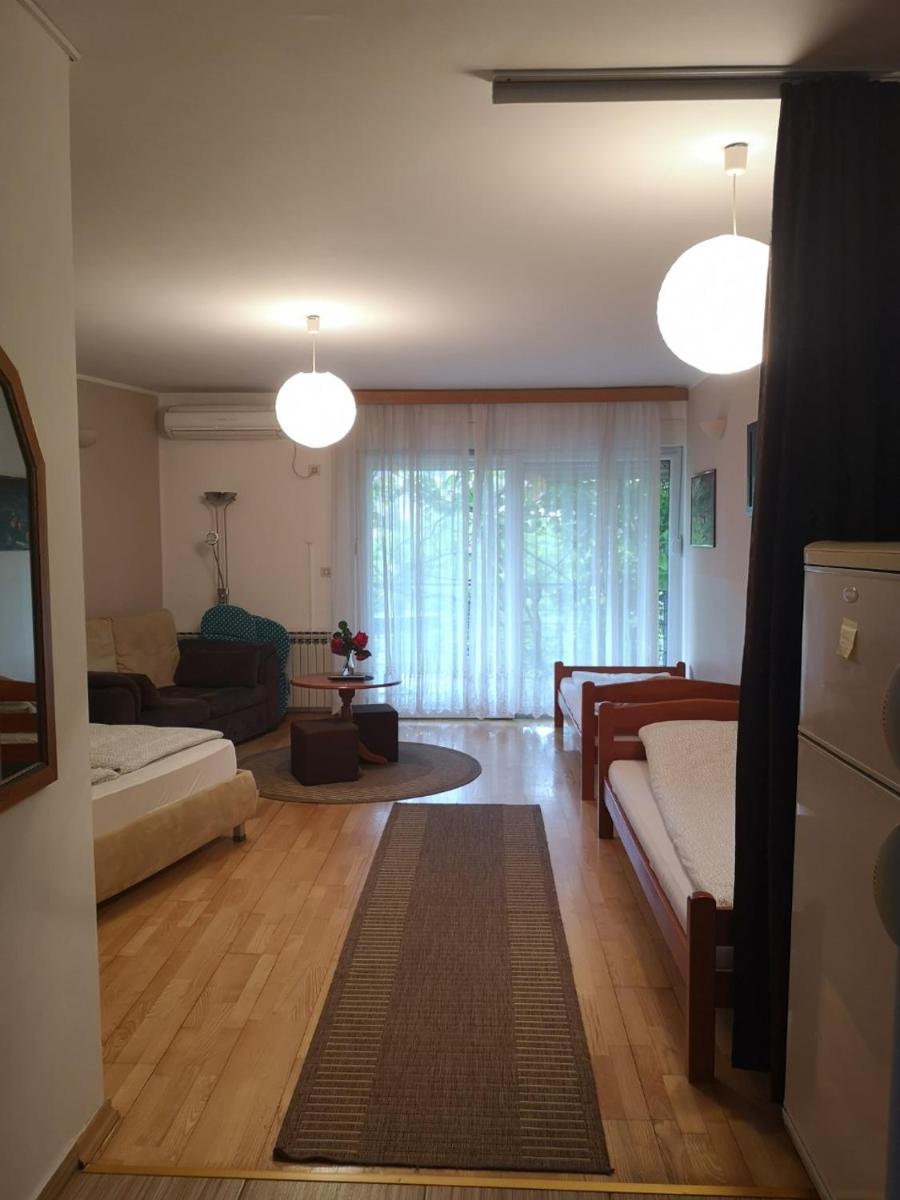 Elite Guest House