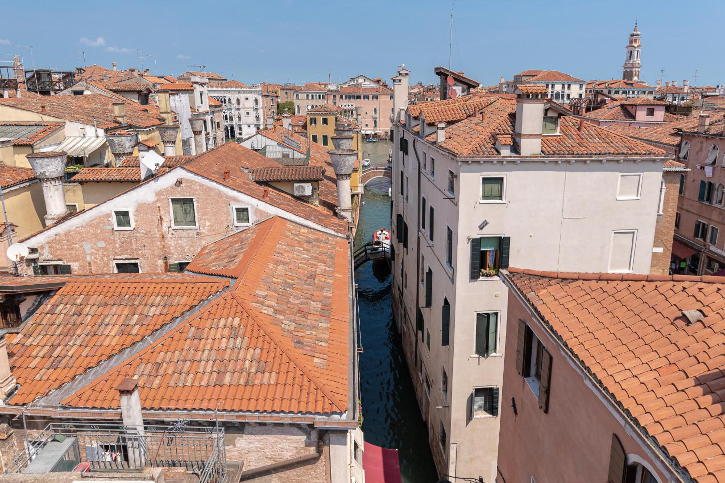 La Finestra sulle Beccarie