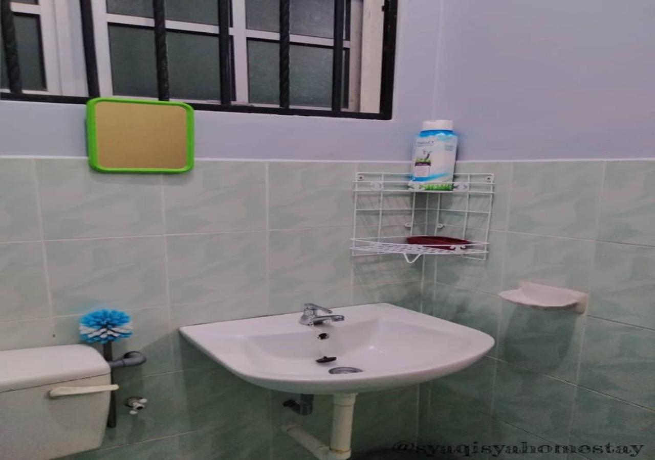 Syaqisya Homestay photo 2