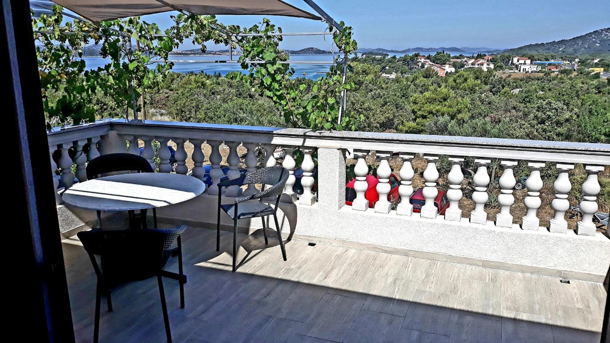 Apartments Dubravka view 3