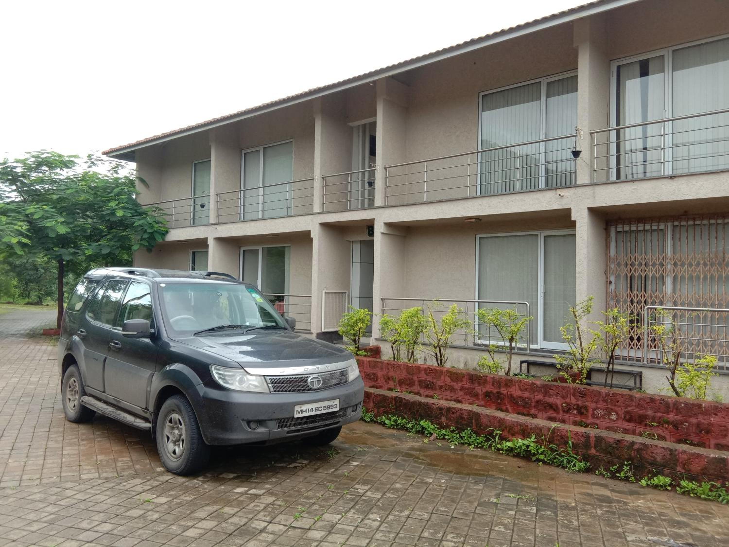 Luxurious AC apartment in Tamhini ghat, Devkund & Kolad rafting view 3
