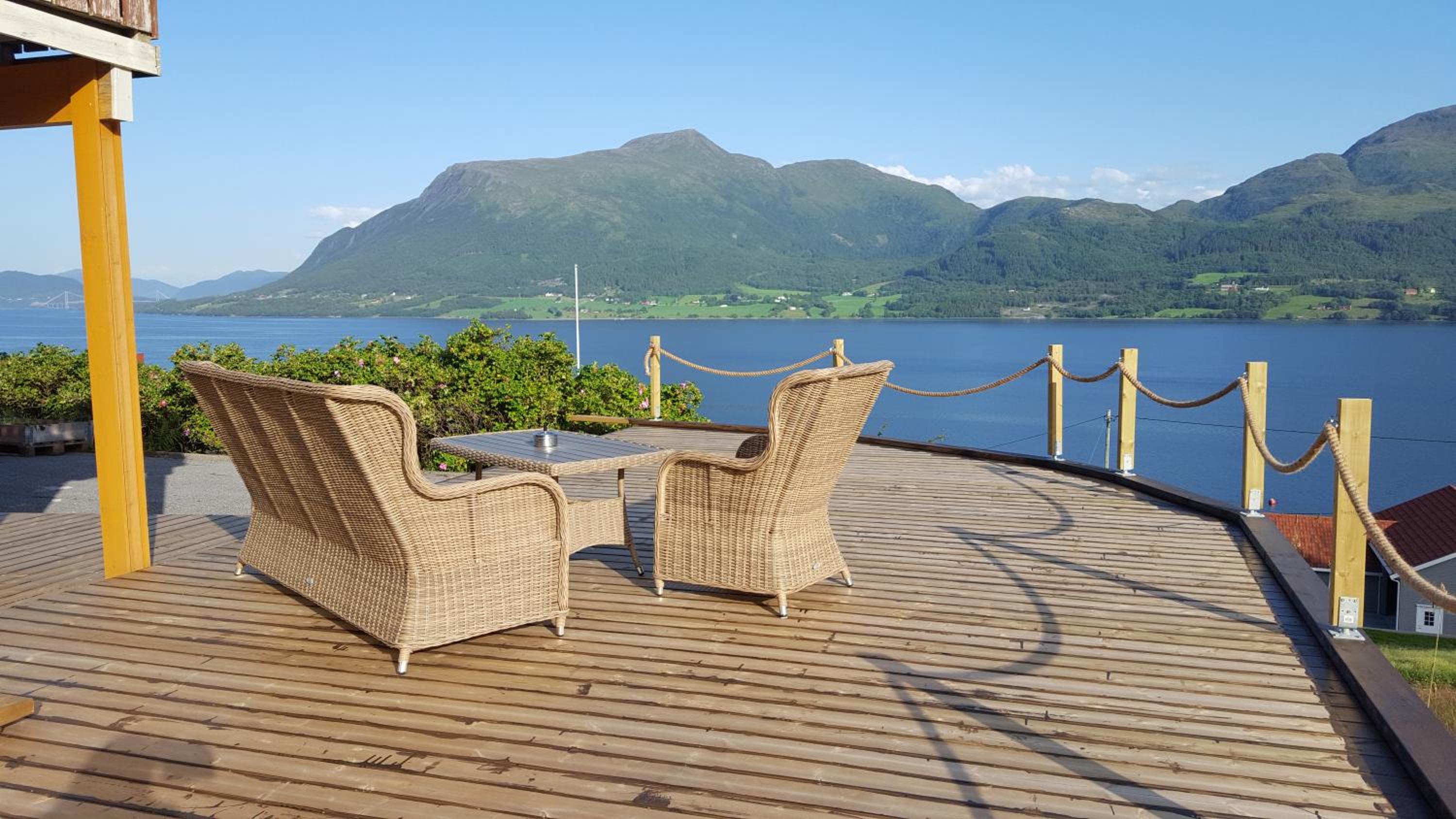 Kvernesfjorden Apartments view 5