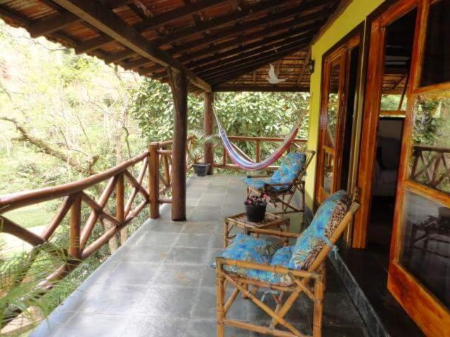 Sitio Recanto da Paz Chalés - casa e chalé para temporada