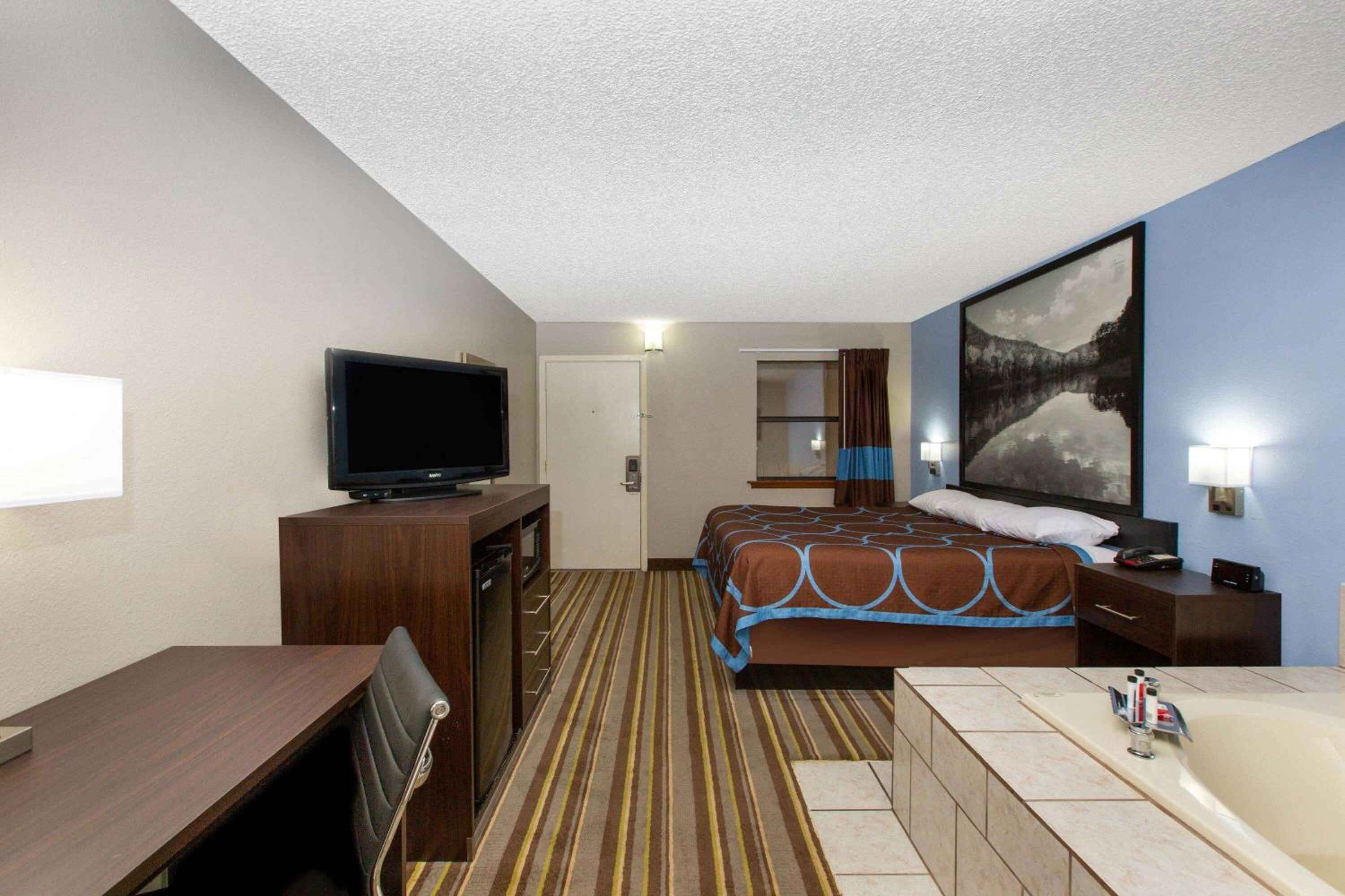 Super 8 by Wyndham Malvern, Billede 24