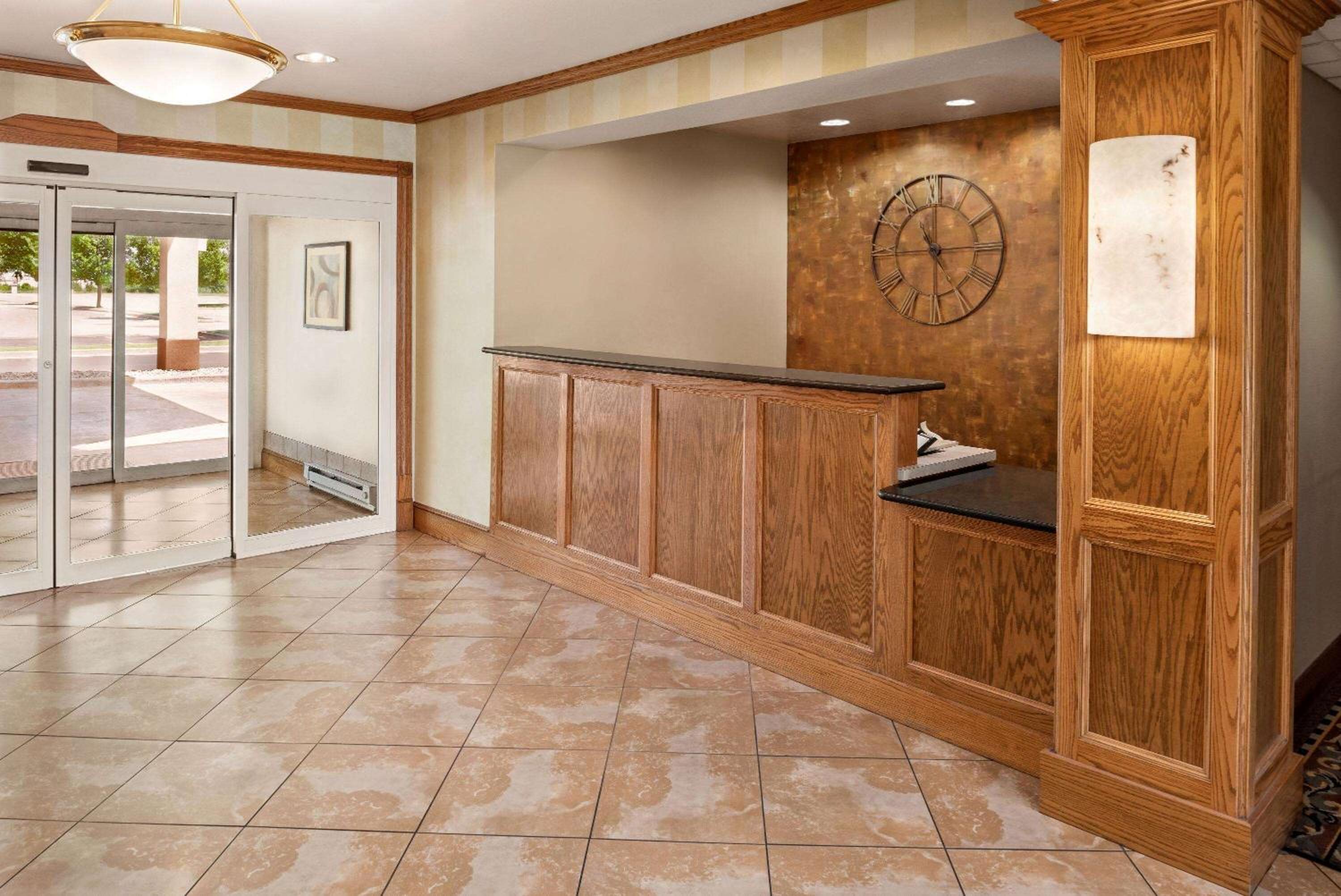 Forsyth Vacations - Hawthorn Extended Stay by Wyndham Decatur - Property Image 4