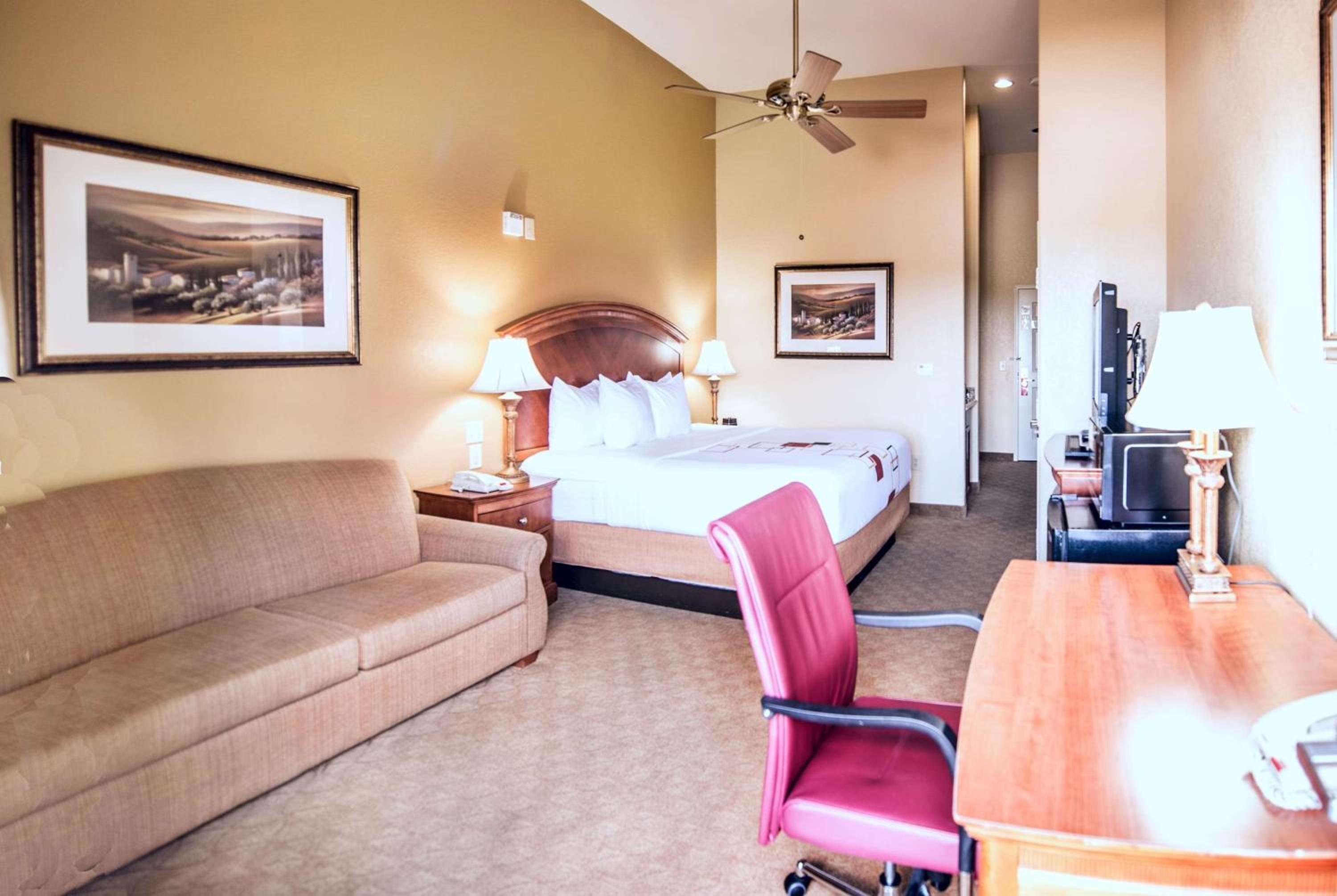 Marble Falls Vacations - La Quinta by Wyndham Marble Falls - Property Image 106