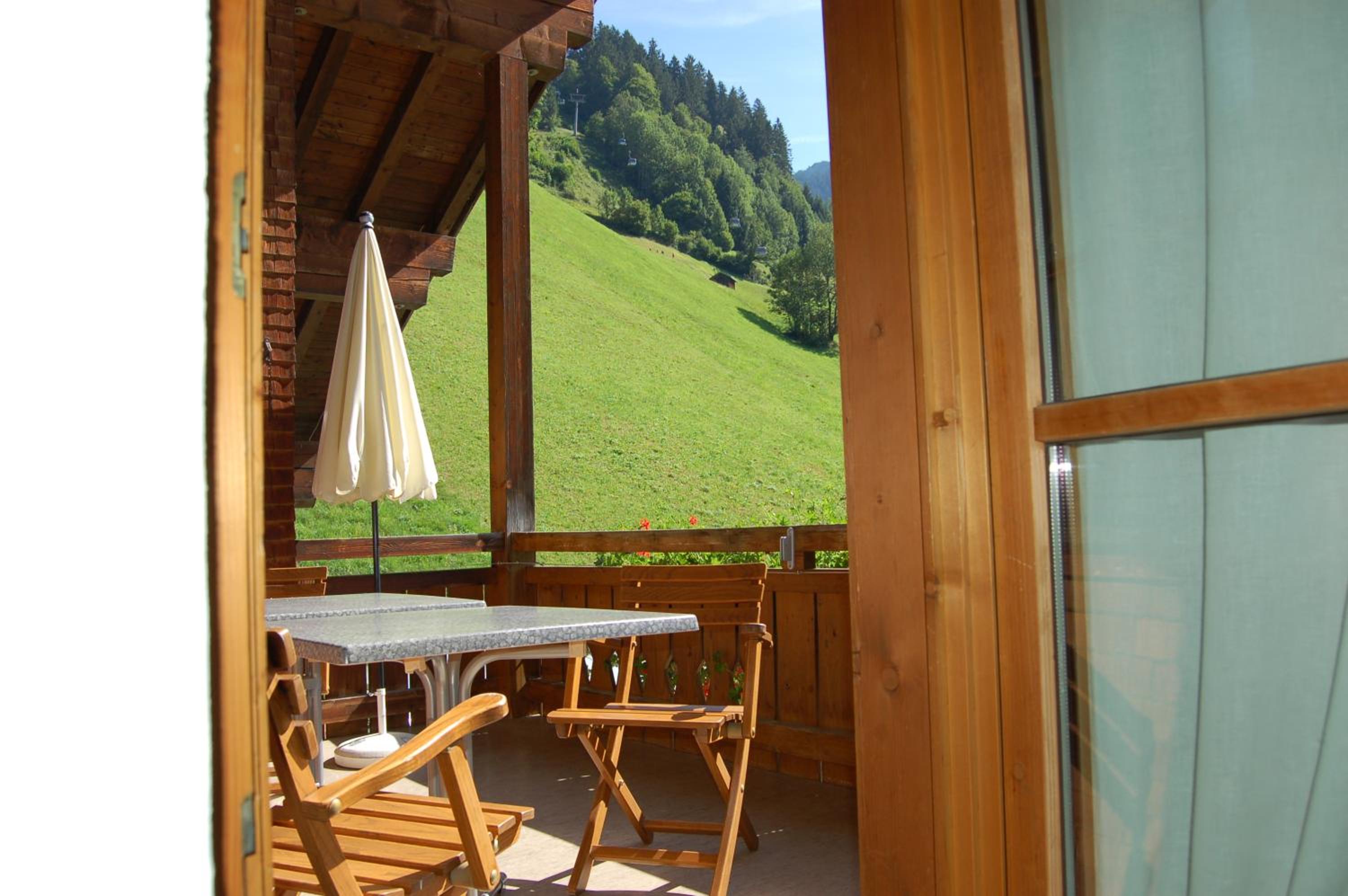 Appartements Karin Mitten im Grünen view 4