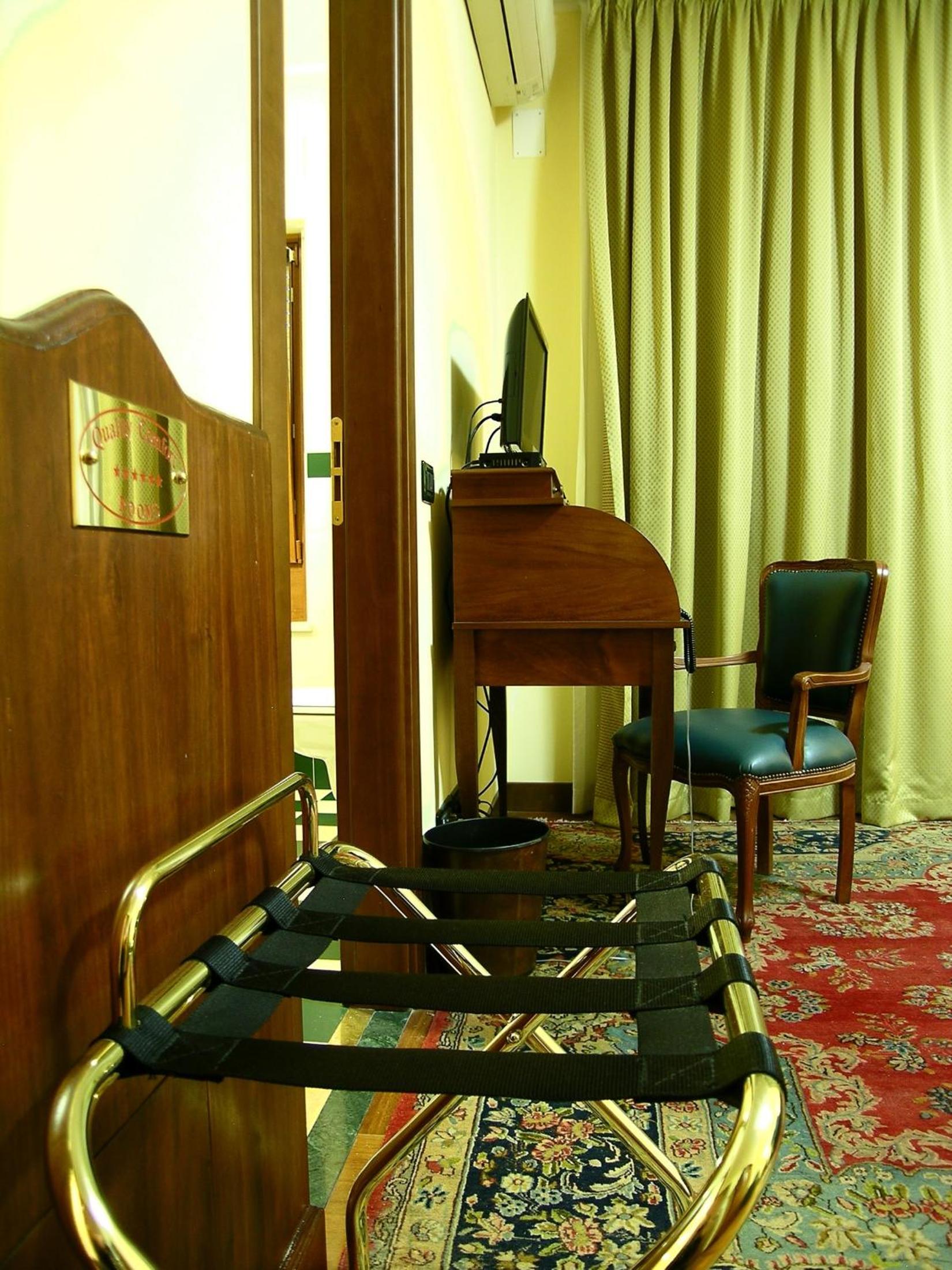 Relax Style House Central Rooms photo 4