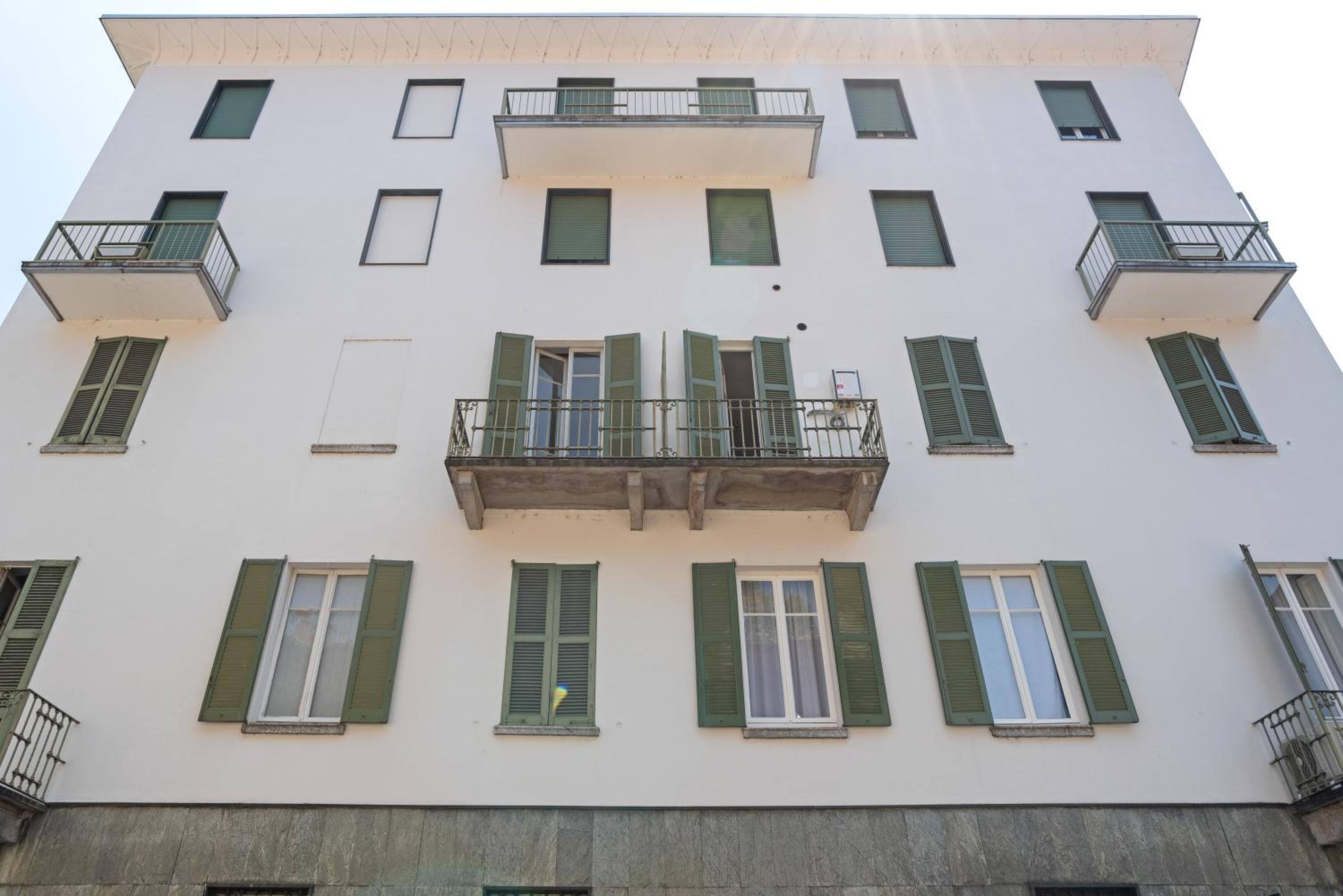 Vittoria Corner - byMyHomeInComo