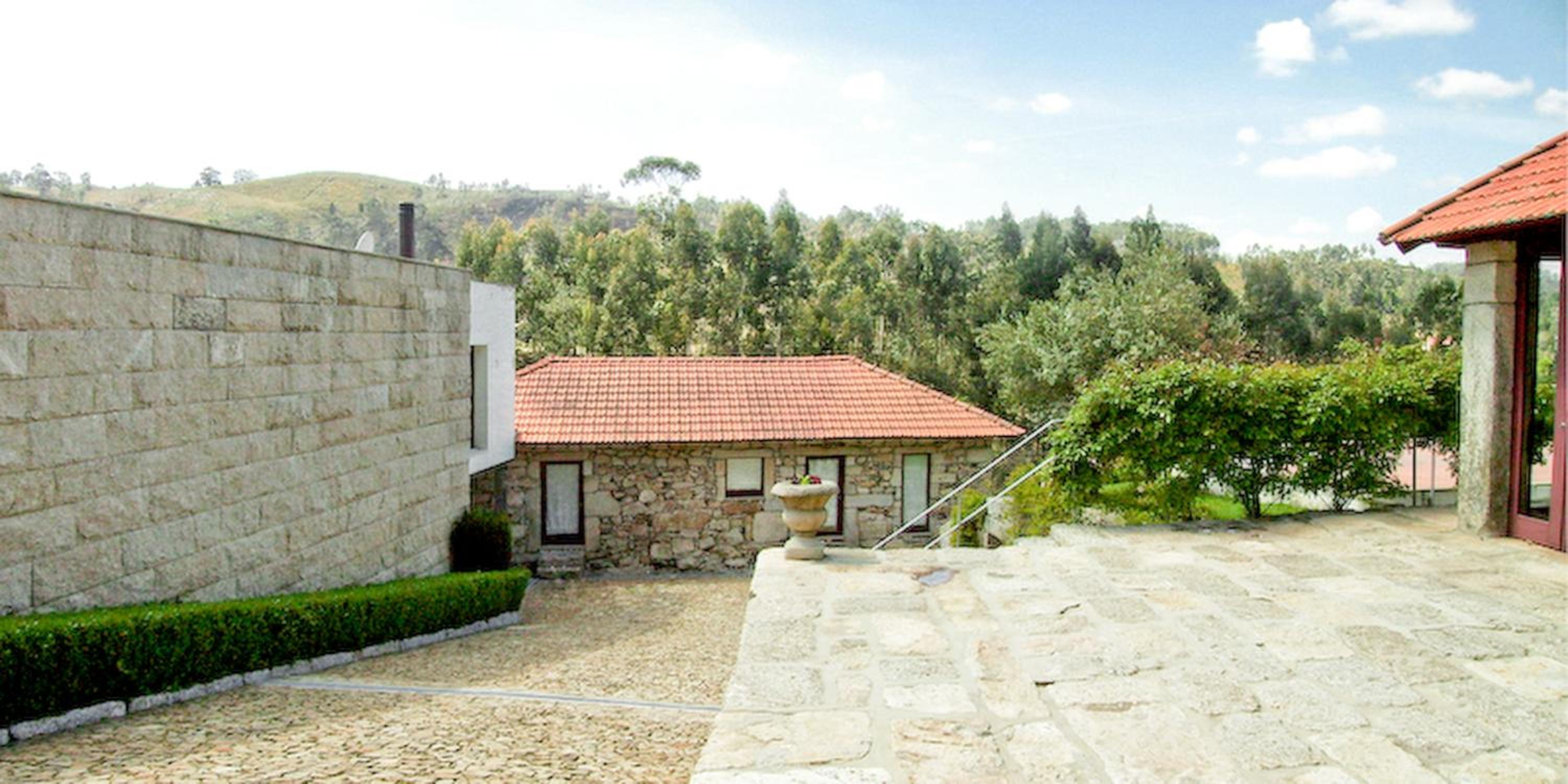 Quinta Da Longra view 3