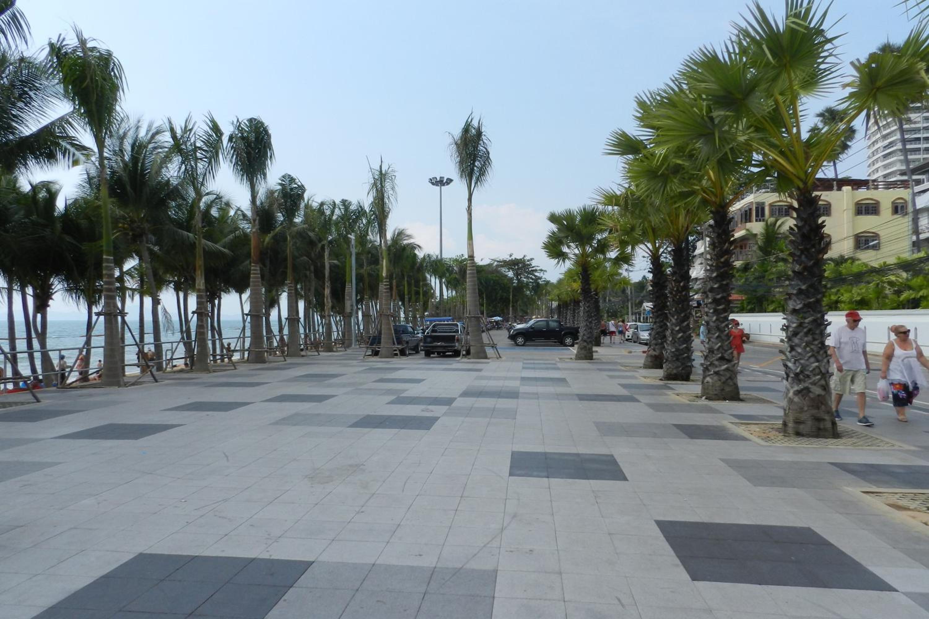 Jomtien PLAZA Condotel