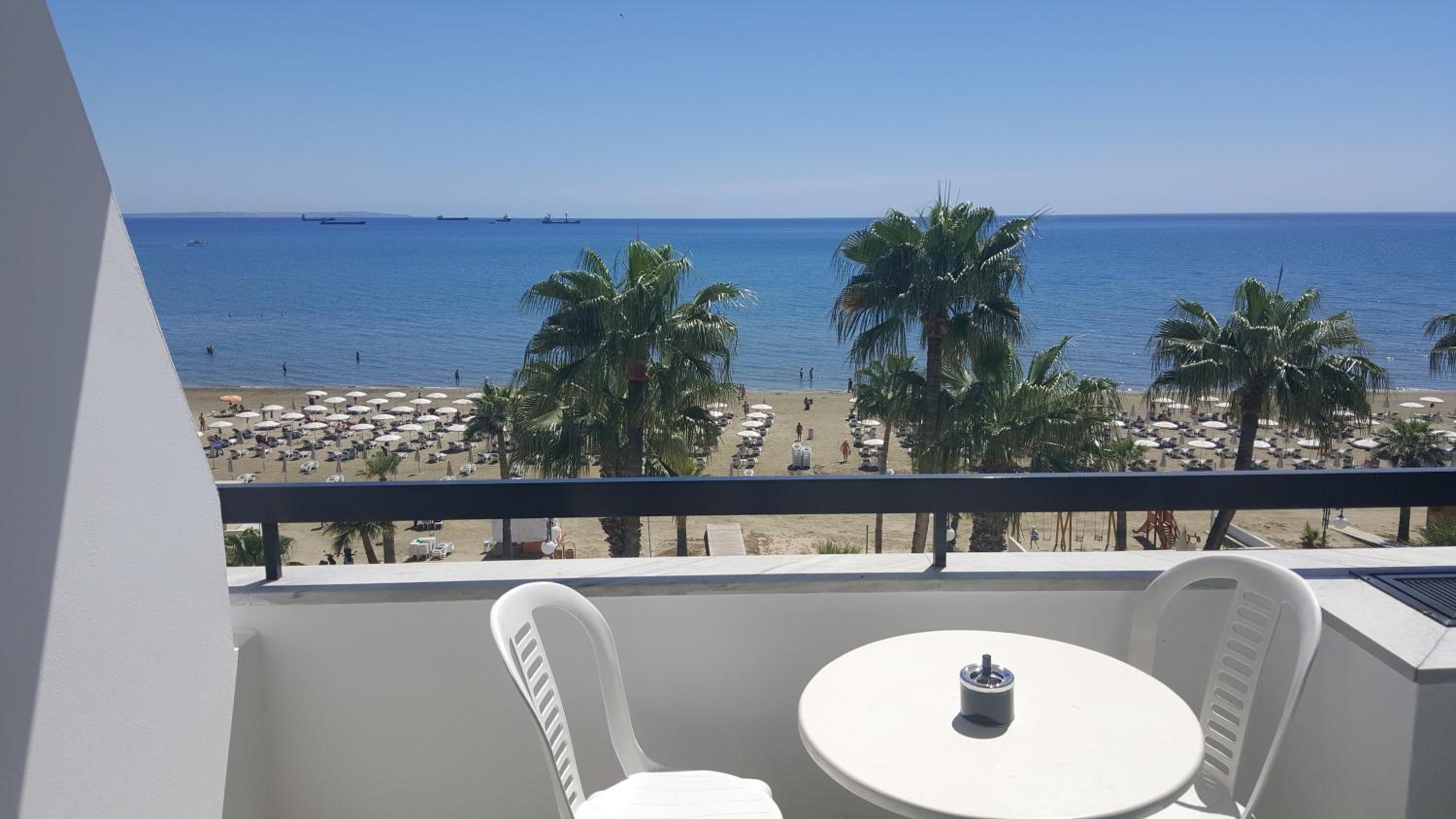 Sunorama Beach Apartment view 3