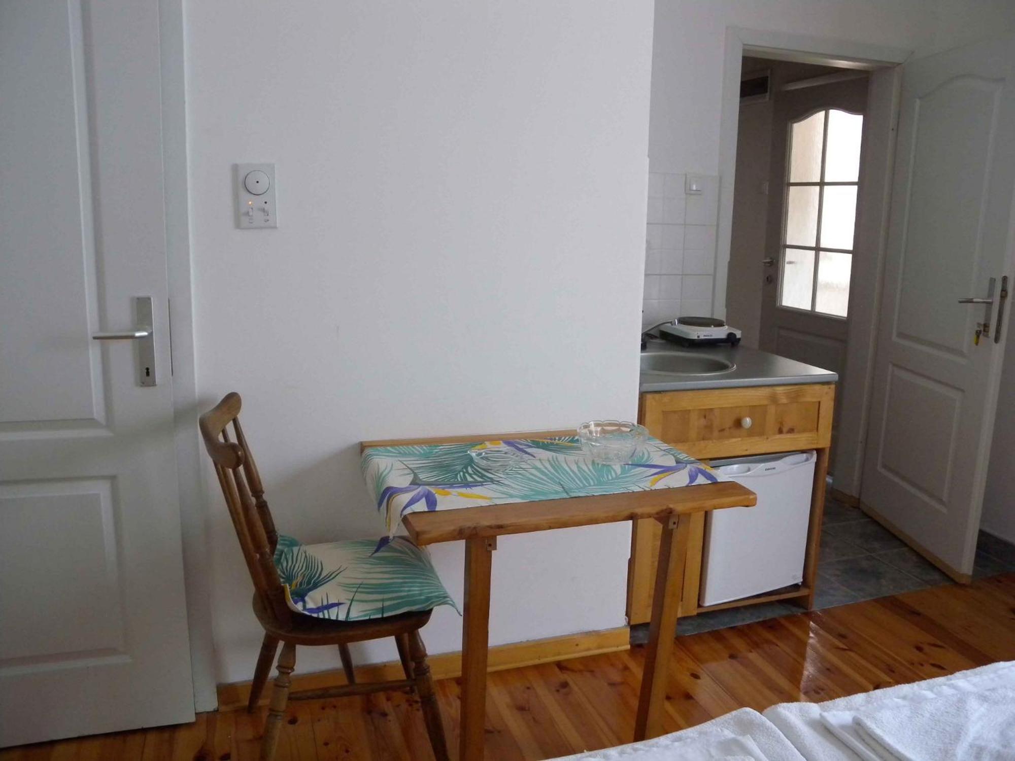 Apartments Markovic Sutomore