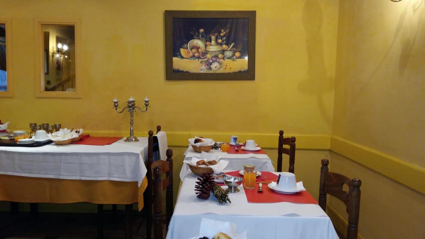 restaurant
