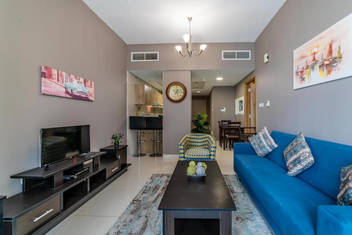 Golden Stay Vacation Homes continental tower marina