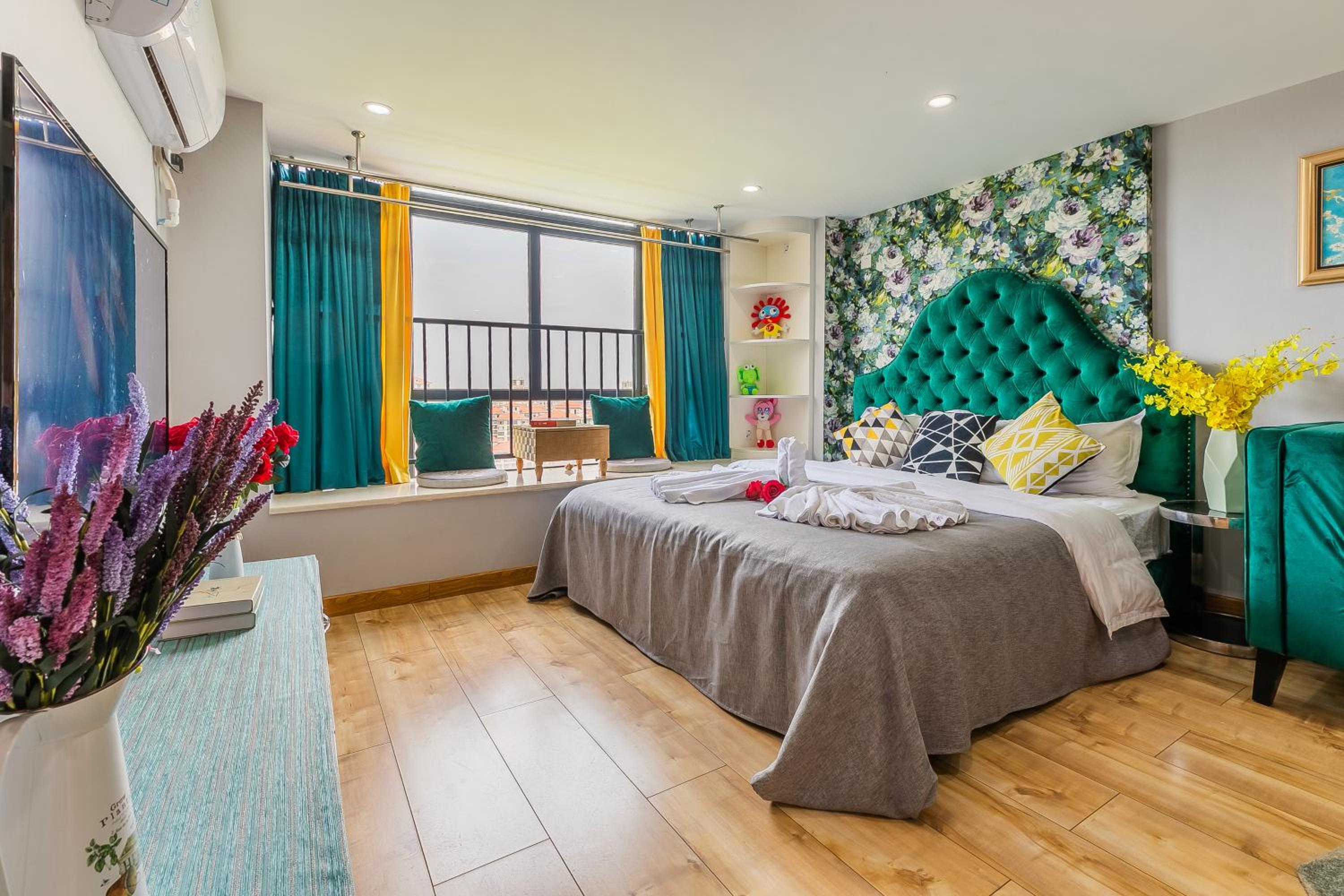 Lavendar Duplex Apartment