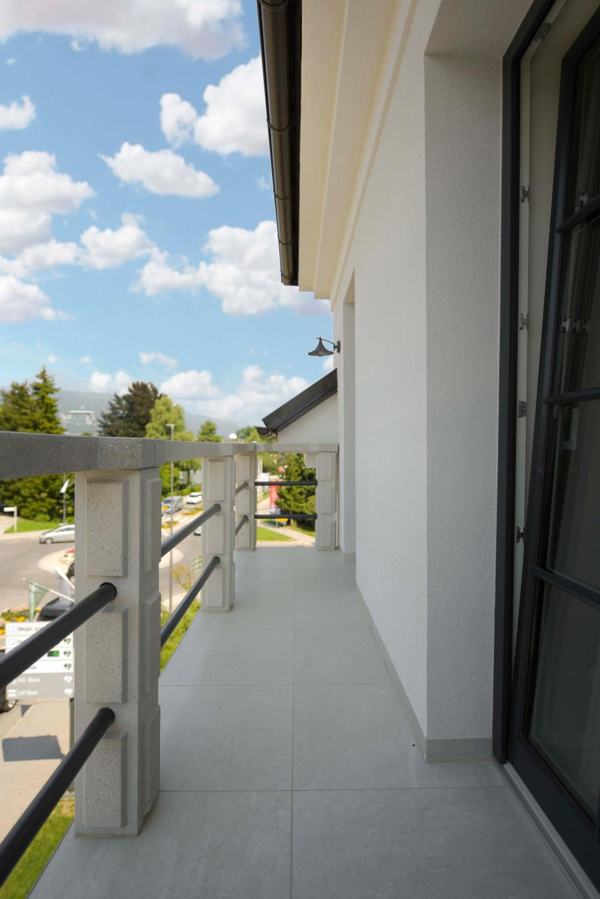 Vila Ula La Luxury Apartments view 4
