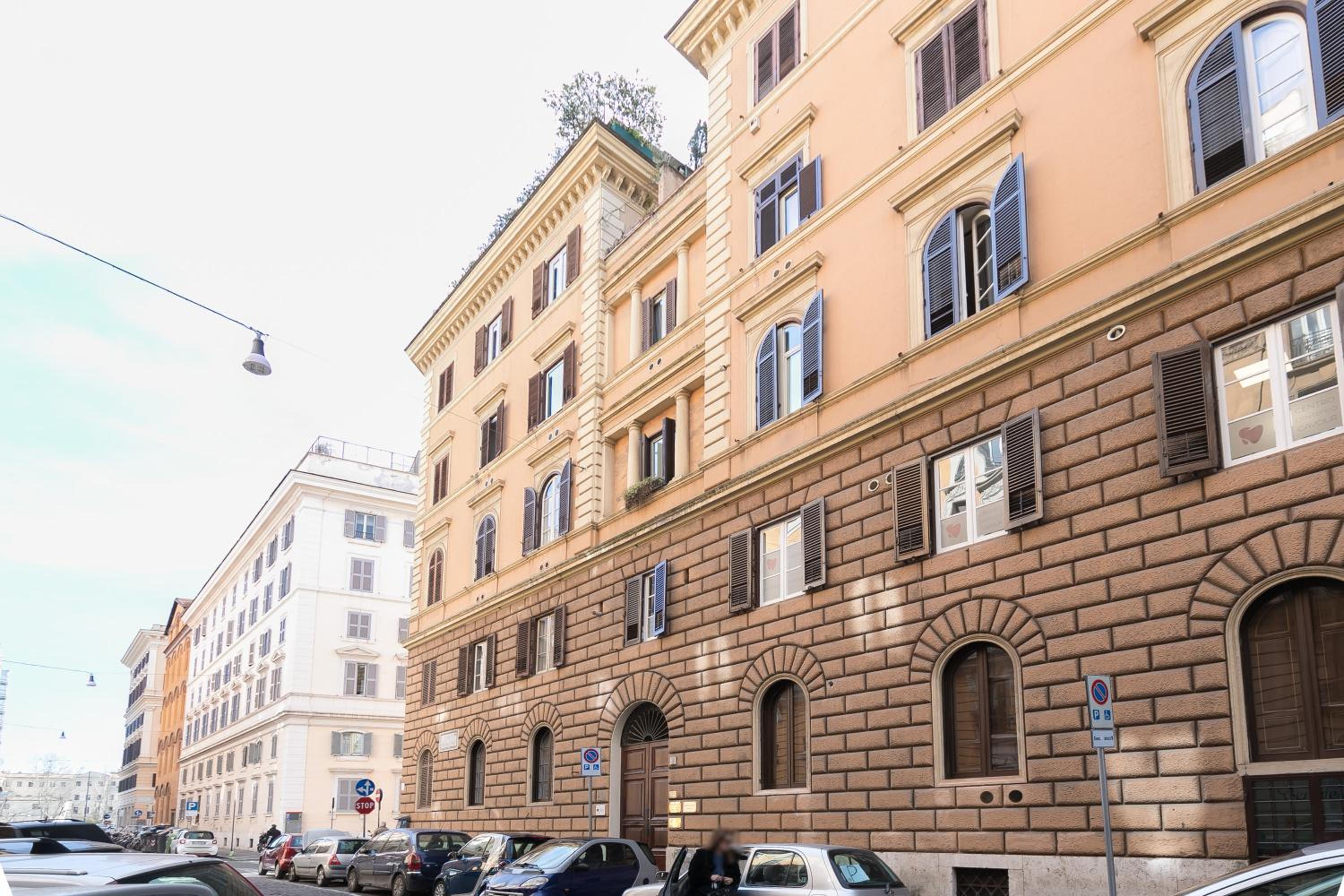 Apt.Prati L.T. (Vatican and center)