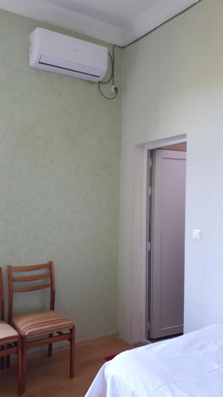Photo 100