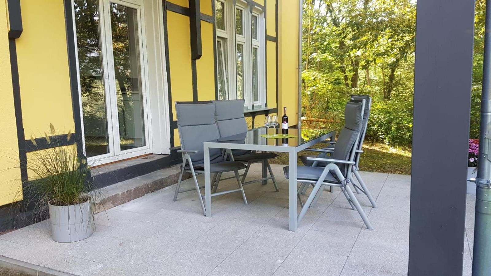 Haus Eveline - Ferienwohnungen unterhalb der Wartburg - view 3