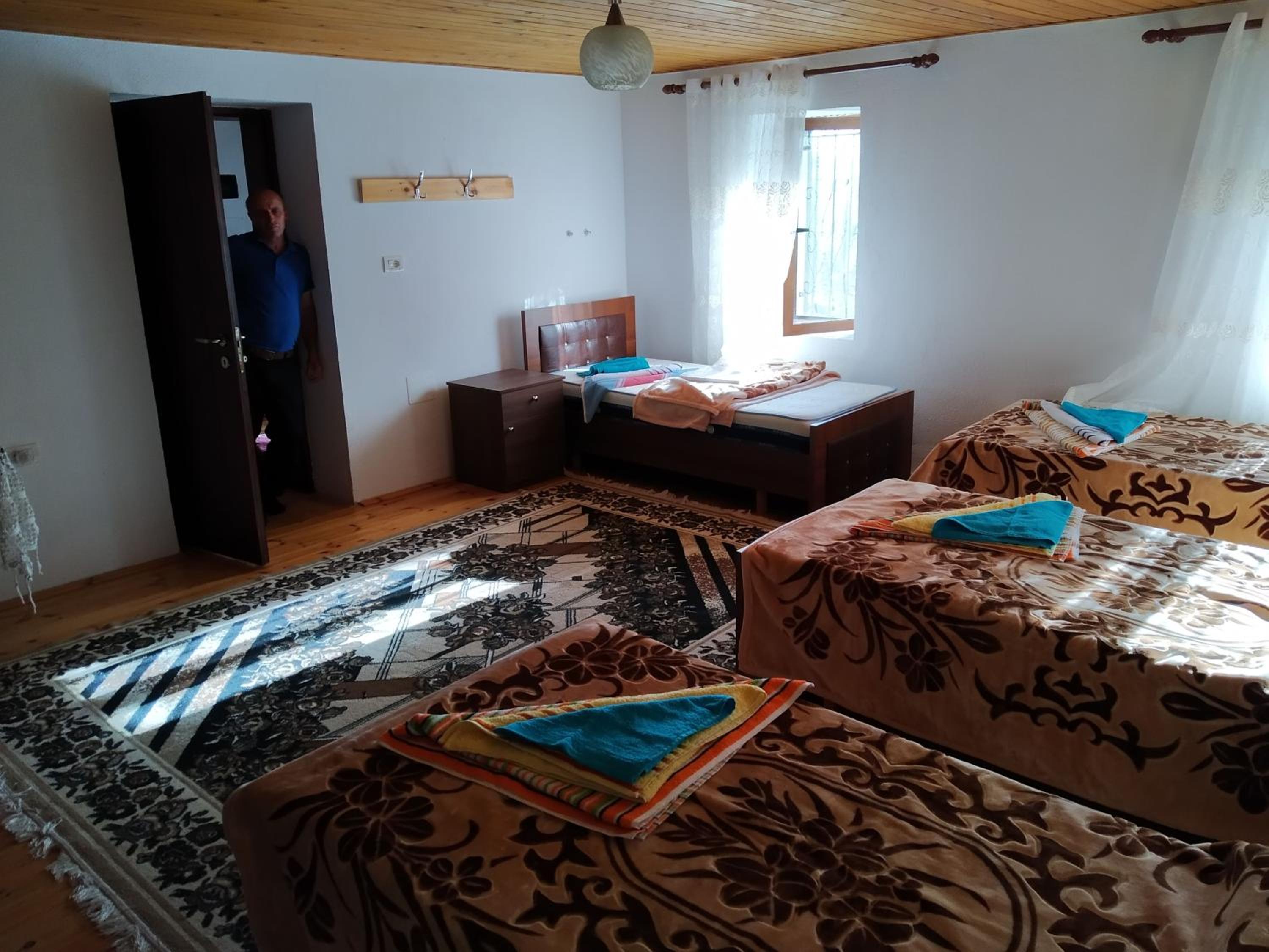Guesthouse Shtini
