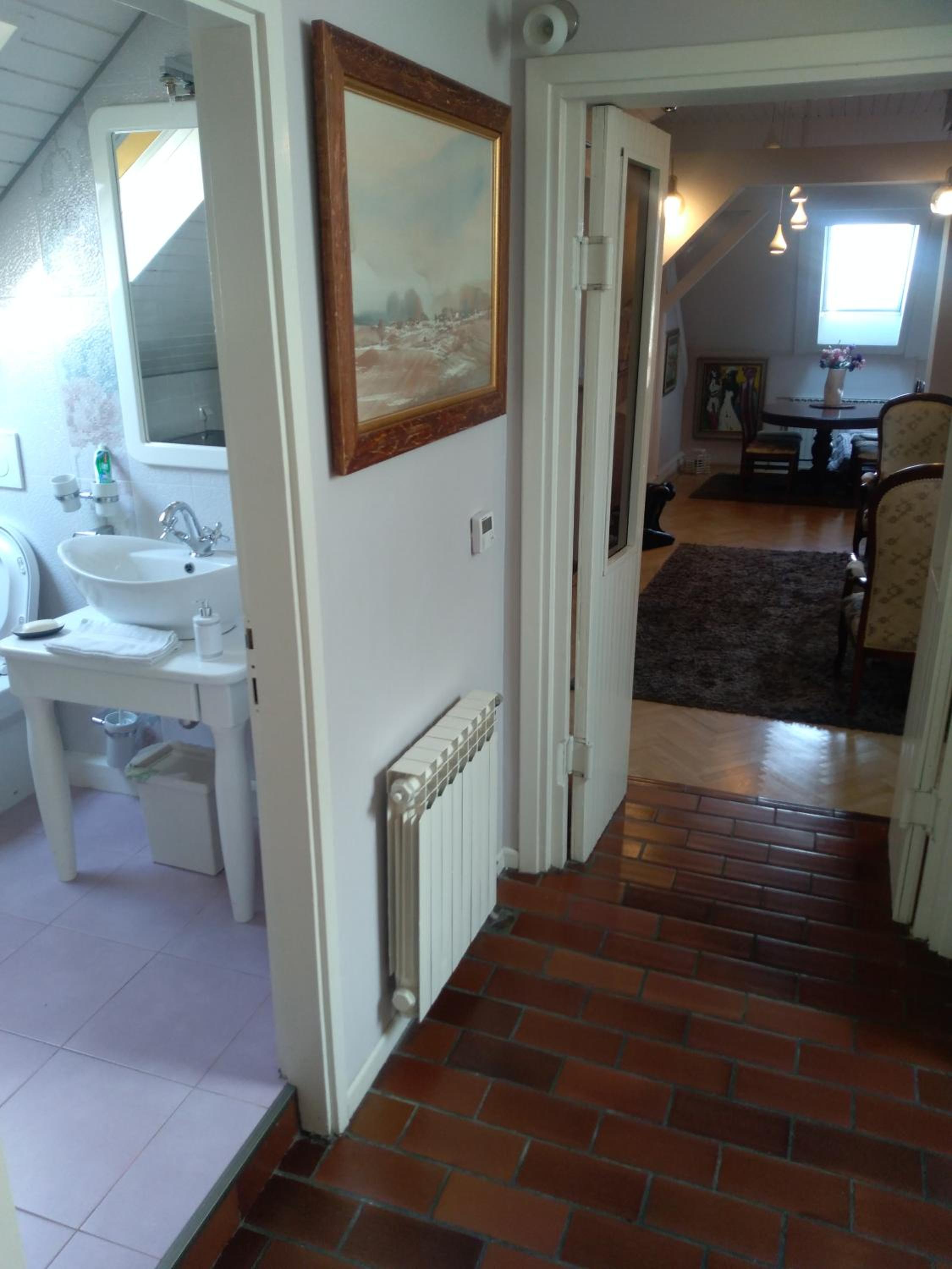 Photo 37