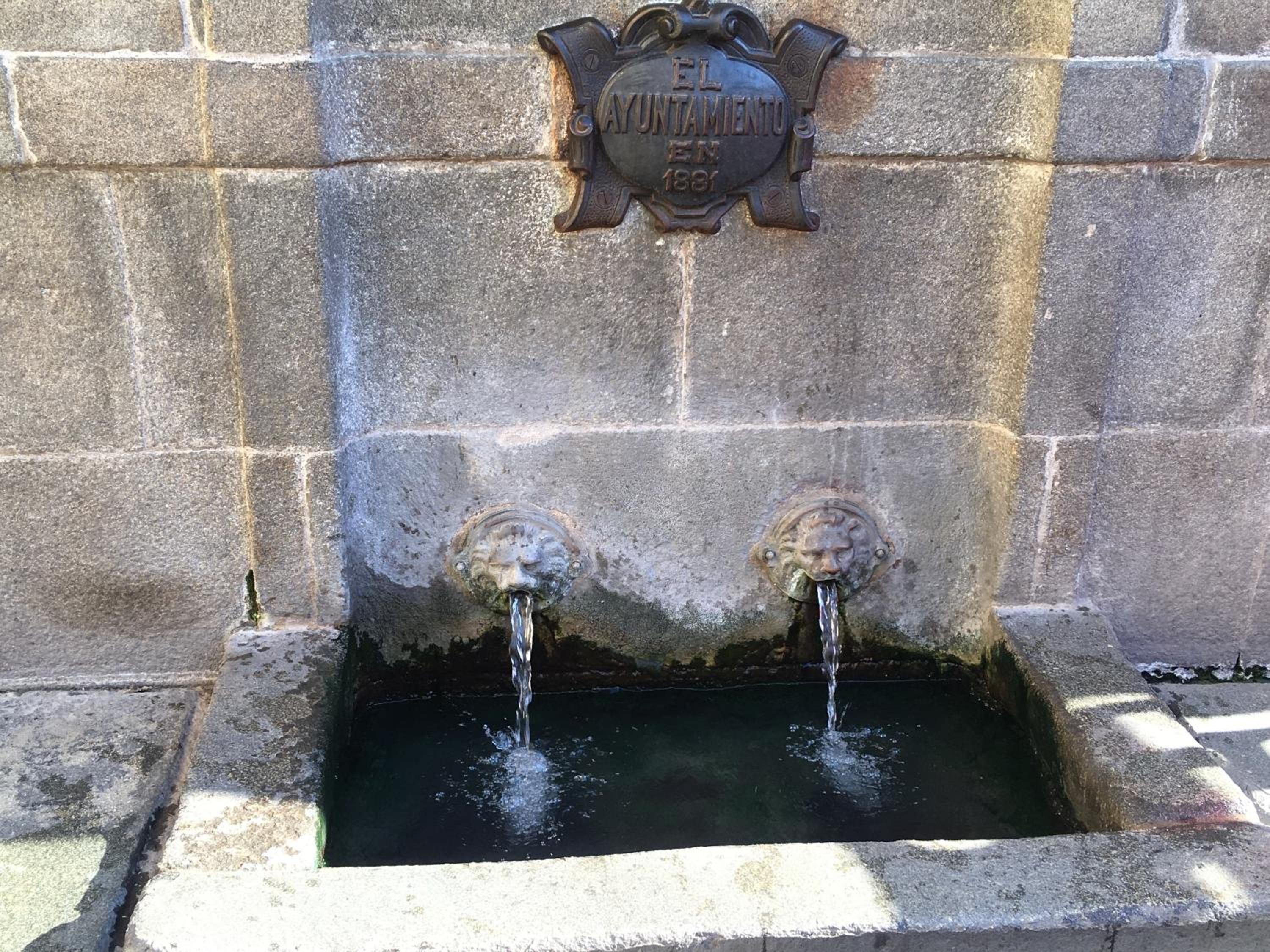 VILLA FUENTES