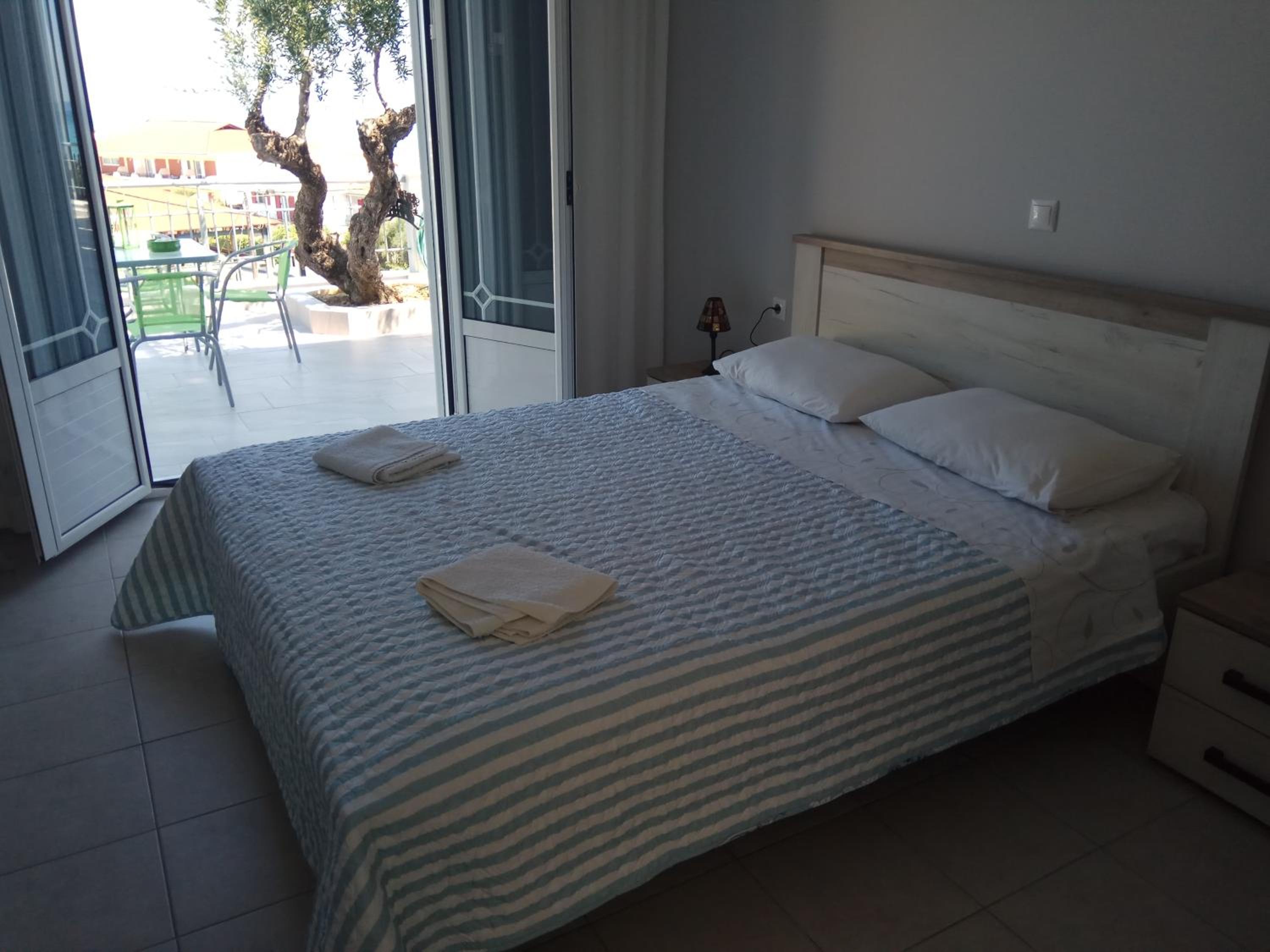 Monte Romano photo 4