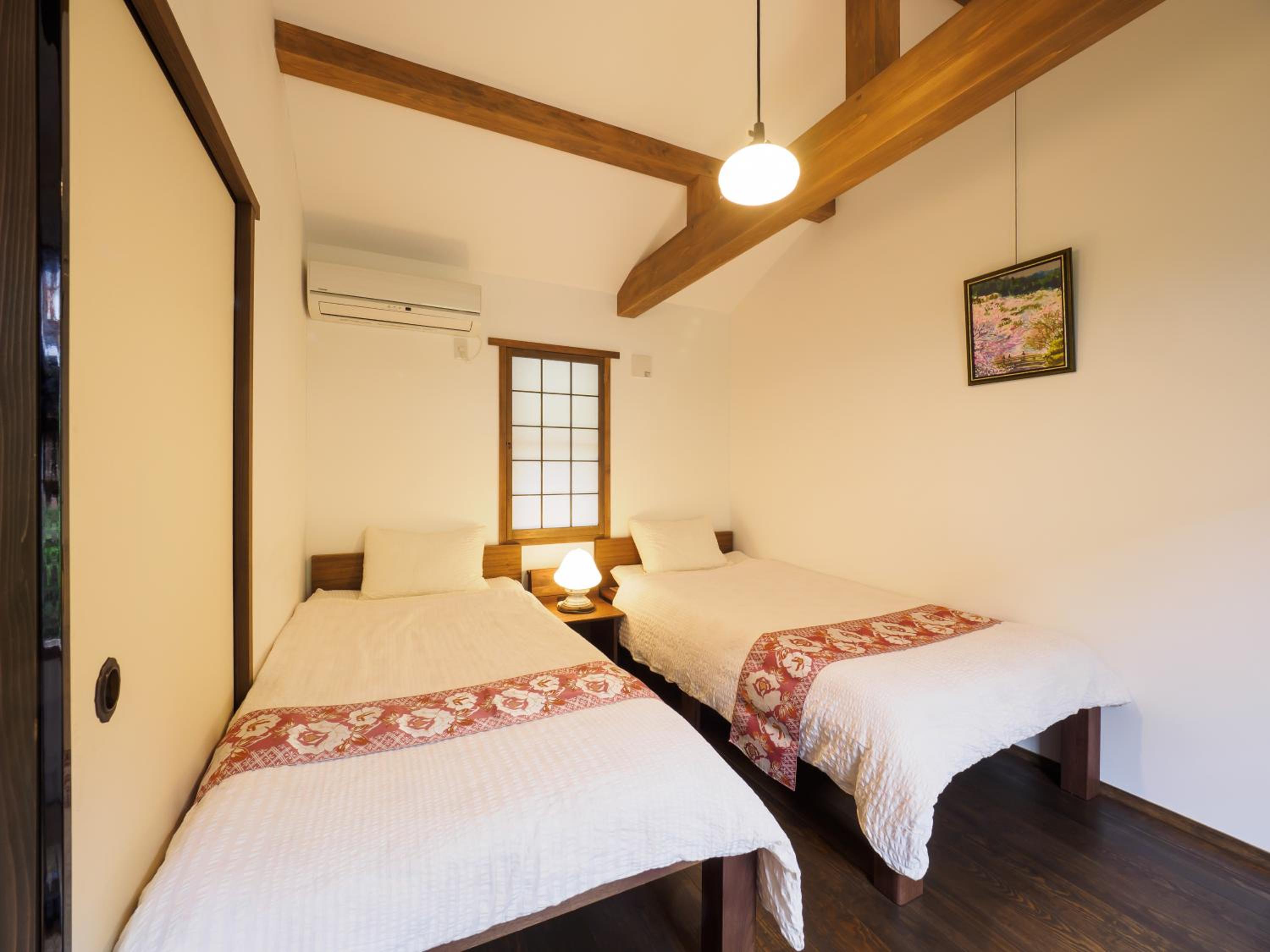 Inase Otsu Machiya Bed and Breakfast