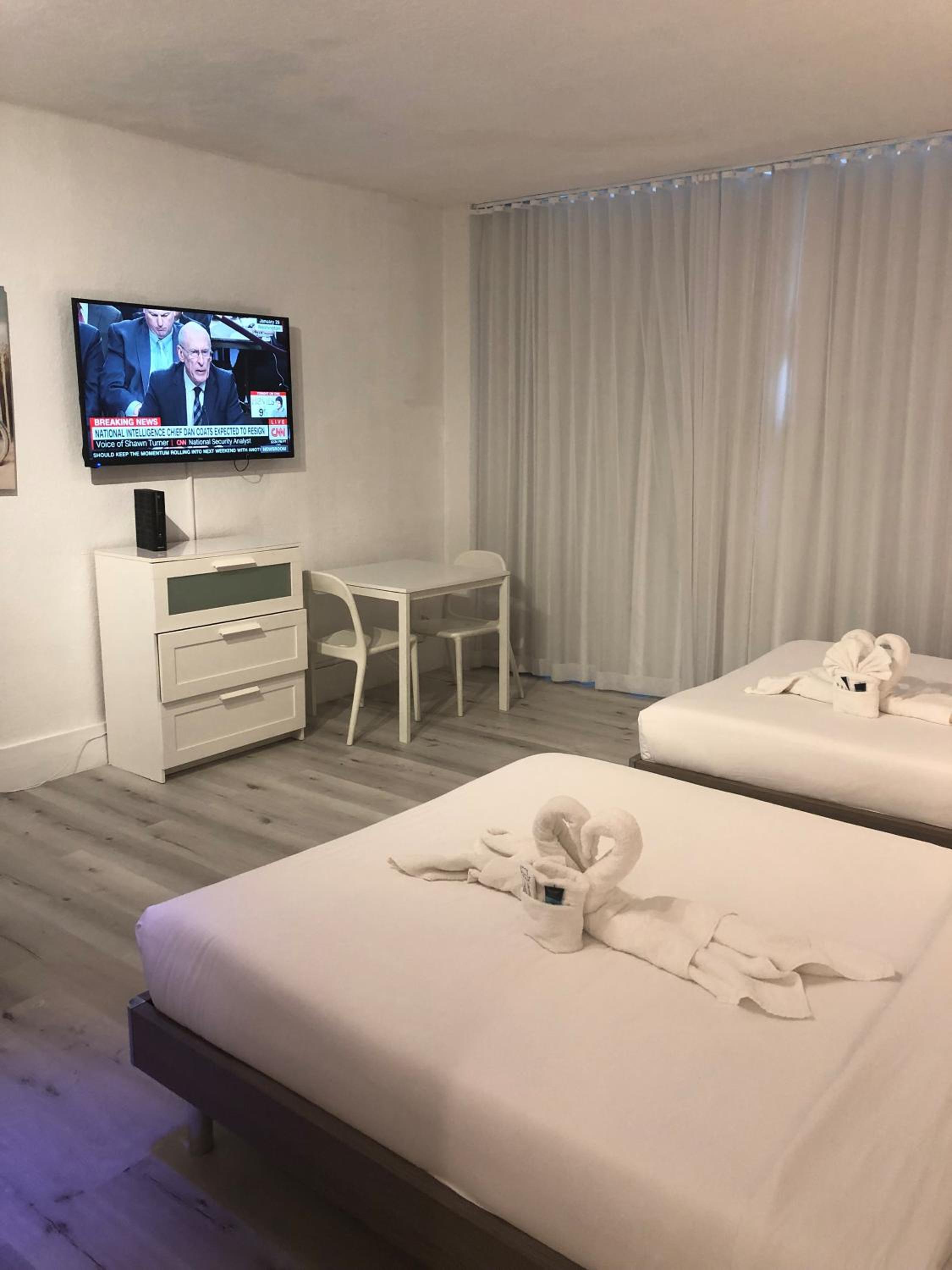 Ocean Front Units at Miami Beach