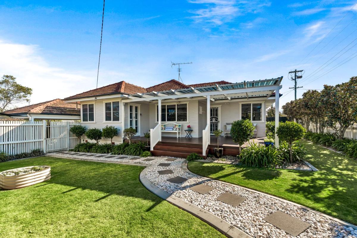 Viola House view 2