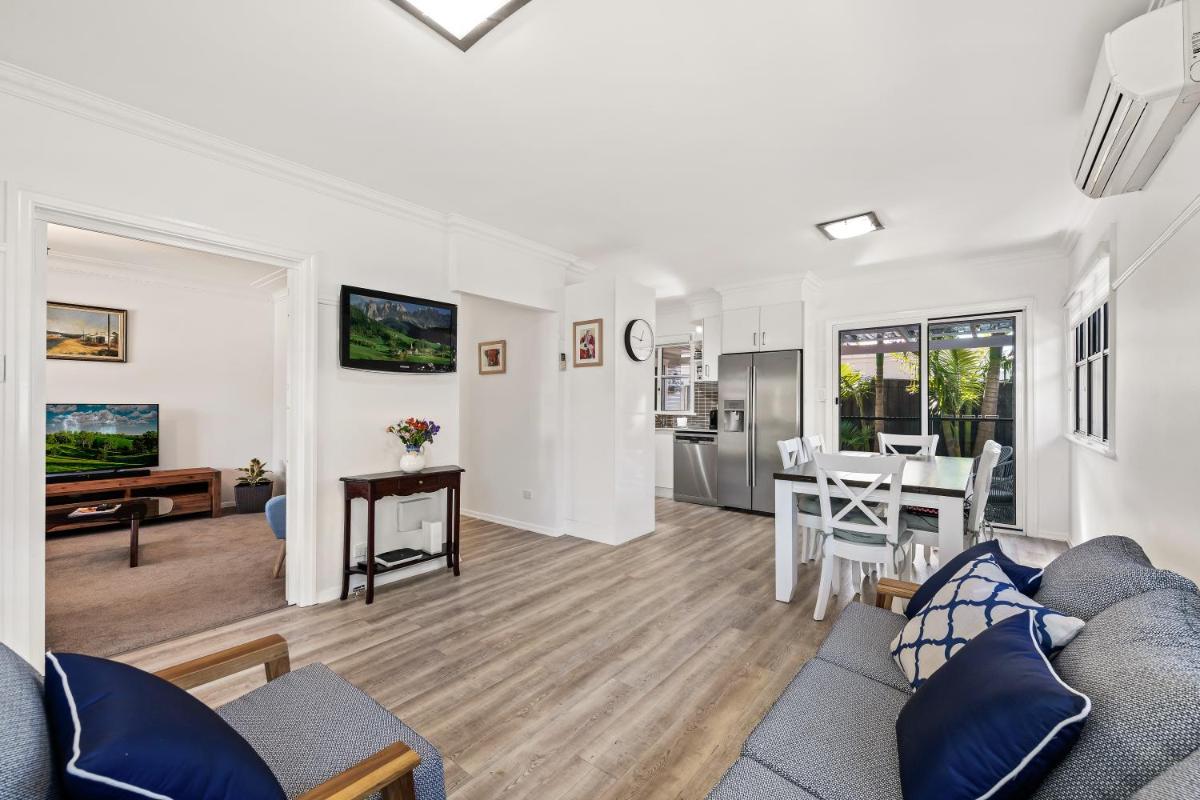 Viola House view 5