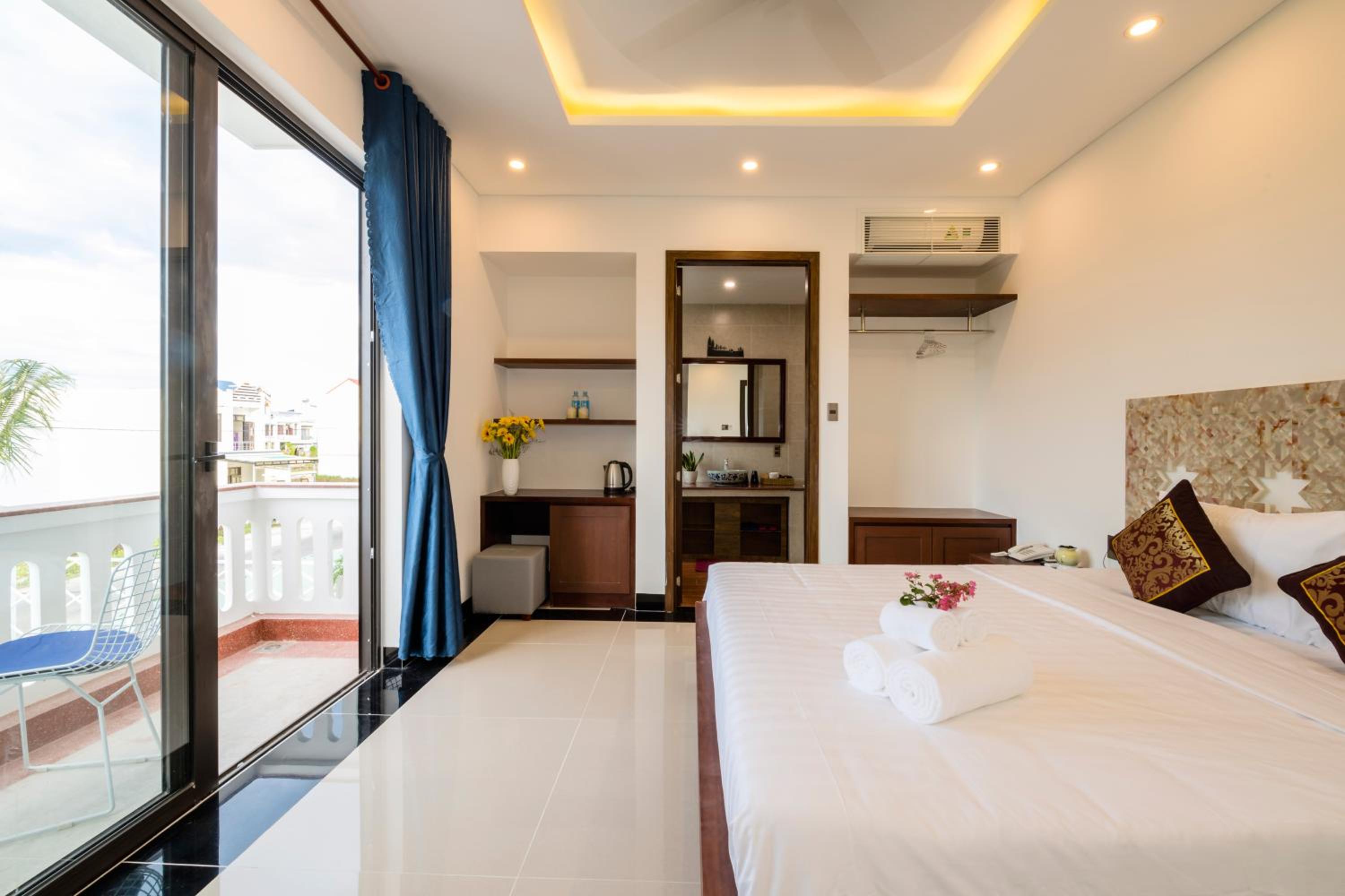 Phuc Hung Riverside Villa Hoi An