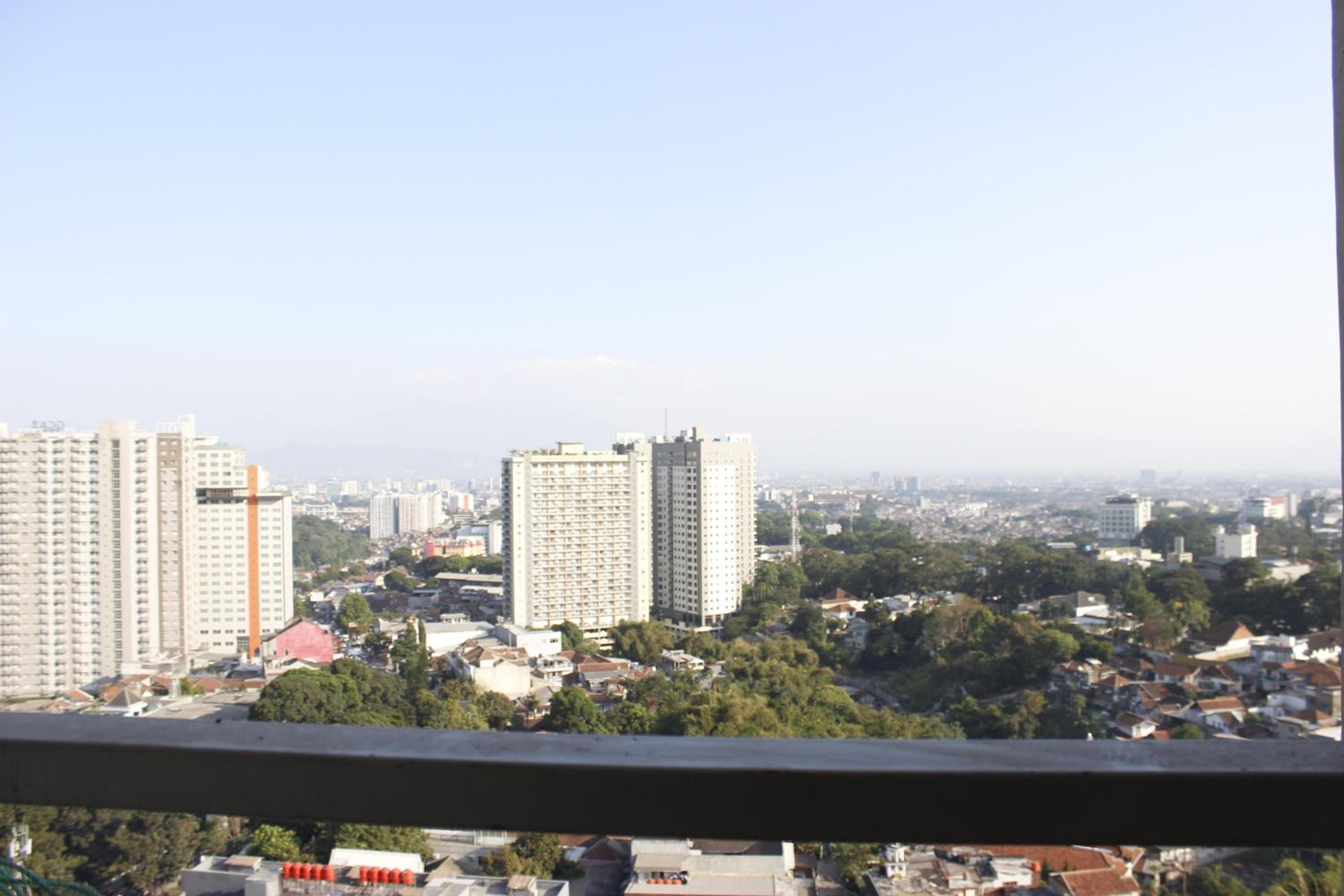 Scenic 2BR Apartment at Parahyangan Residence near UNPAR By Travelio