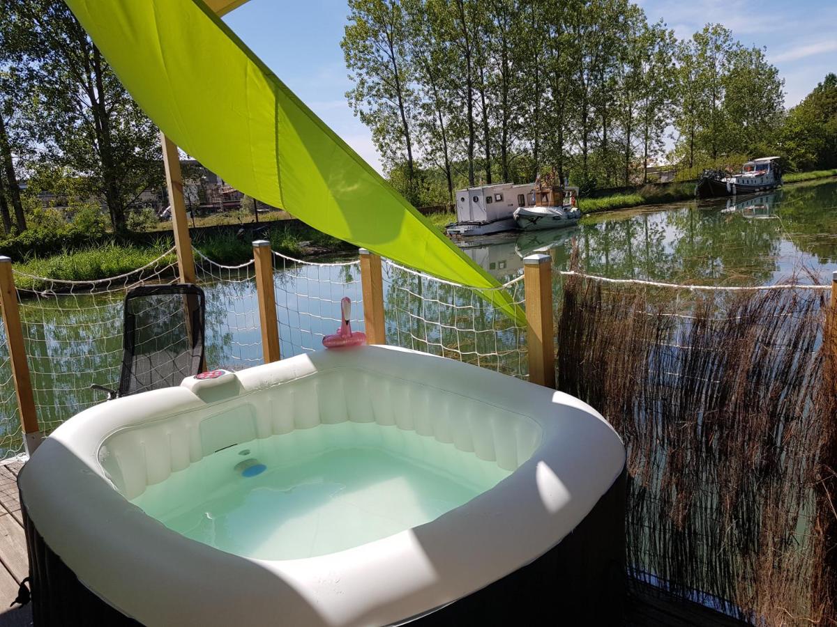 Hotel Cottage flottant Saint Jean de Losne option jacuzzi