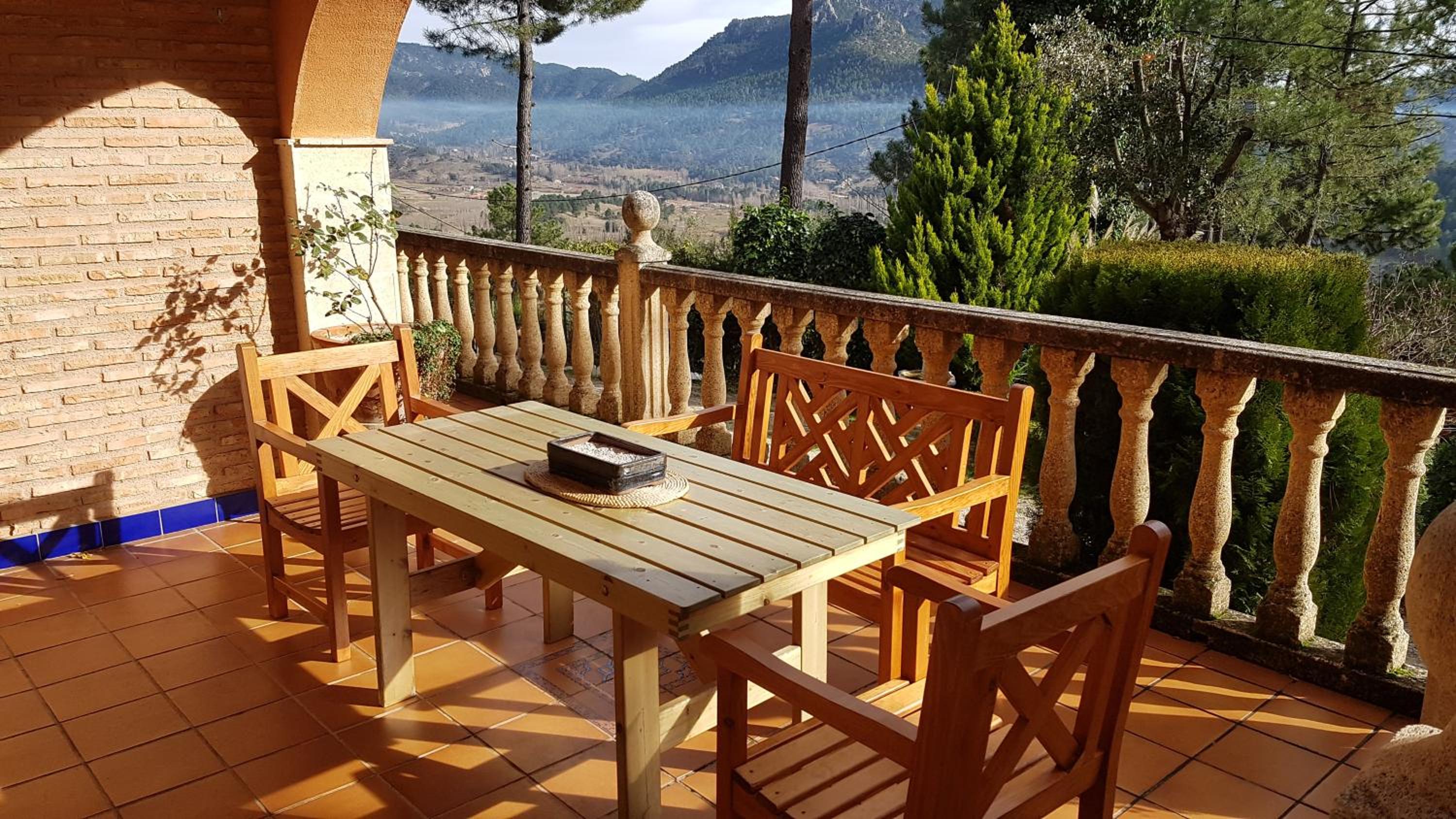 Casas el Calar del Rio Mundo view 4